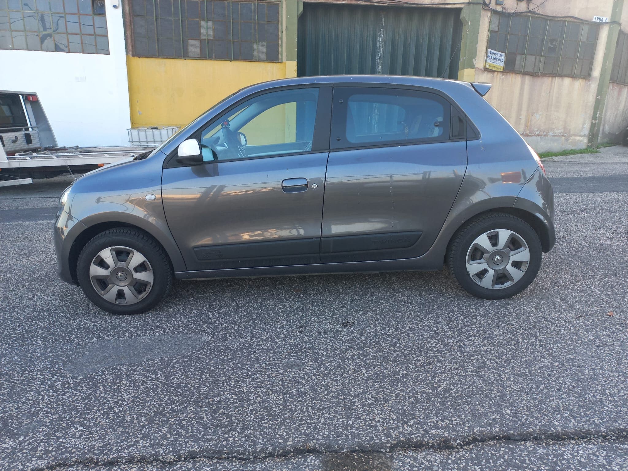 Renault Twingo · Ano 2018 — imagen 6
