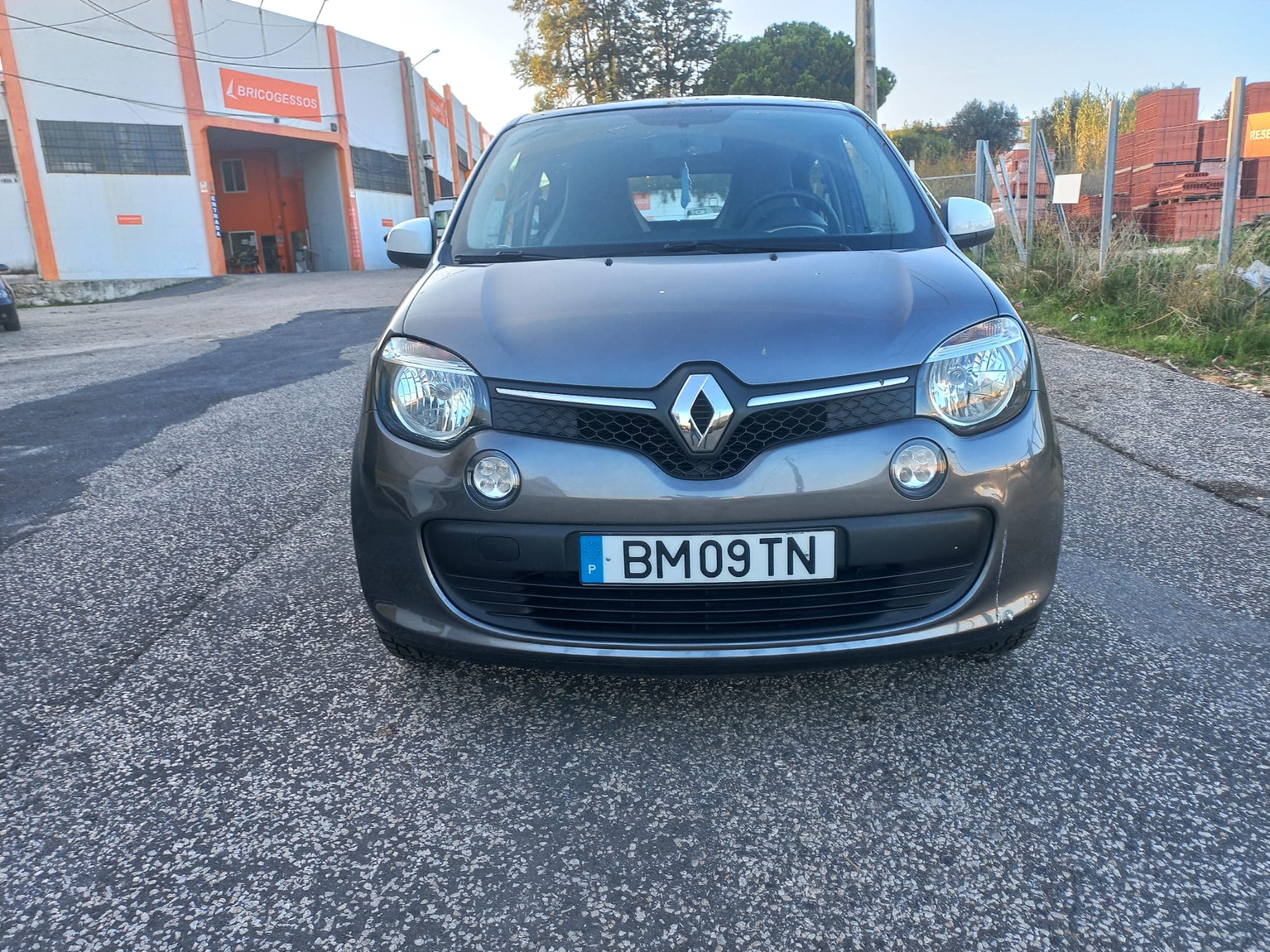 Renault Twingo · Ano 2018 — imagen 2