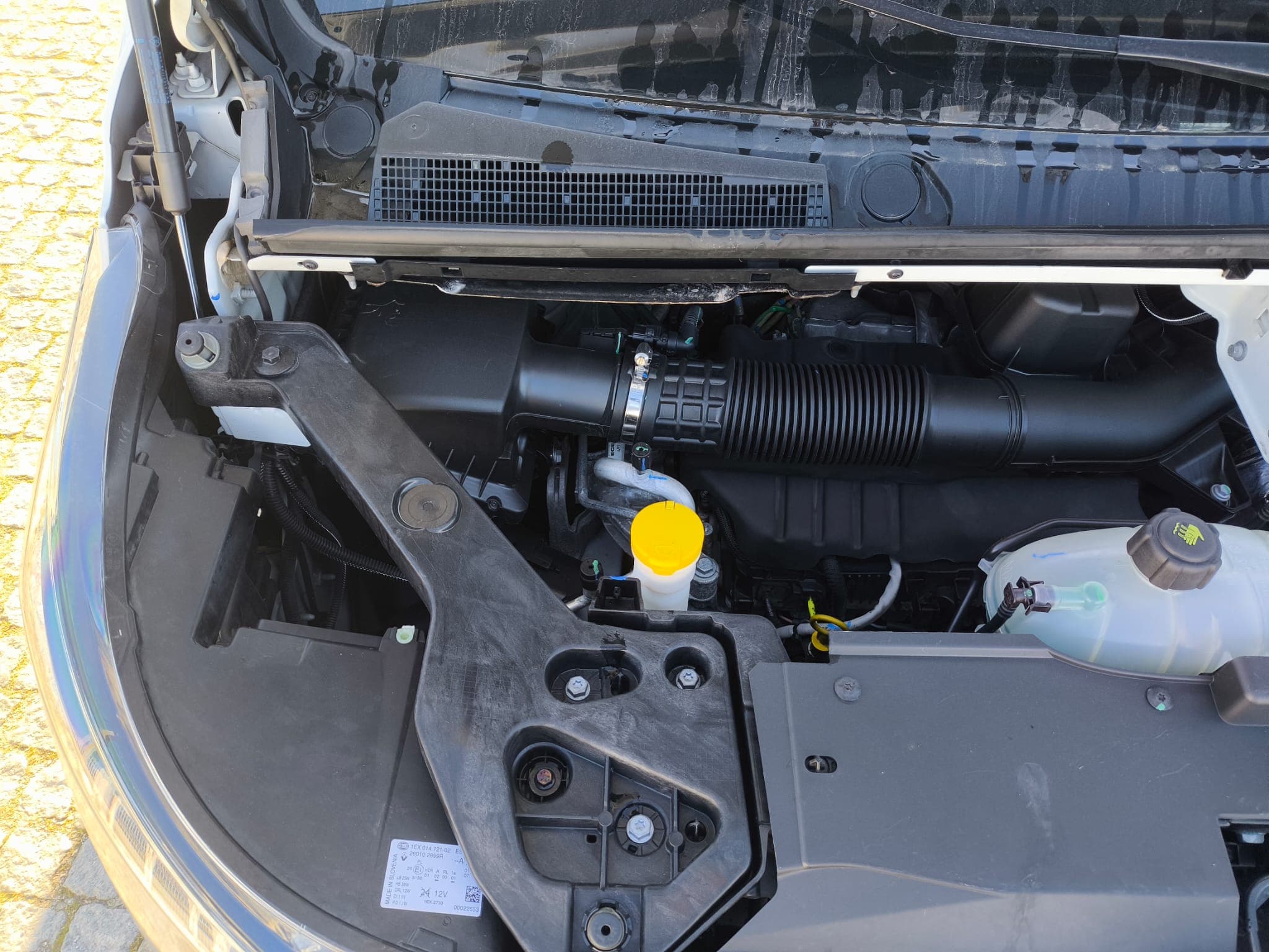 Renault Trafic 2.0 DCI · Ano 2022 — imagen 11