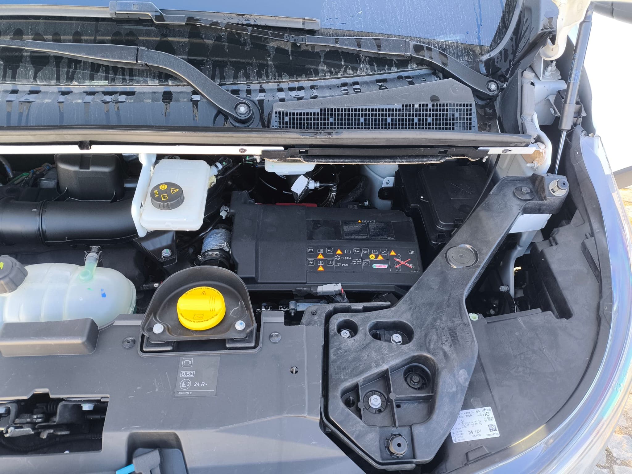Renault Trafic 2.0 DCI · Ano 2022 — imagen 14
