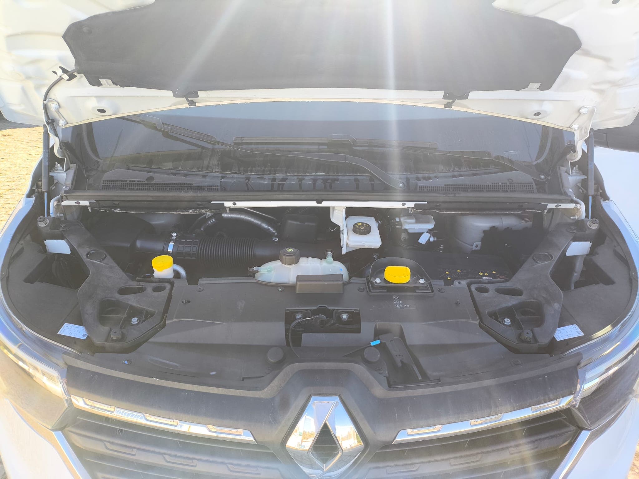 Renault Trafic 2.0 DCI · Ano 2022 — imagen 13