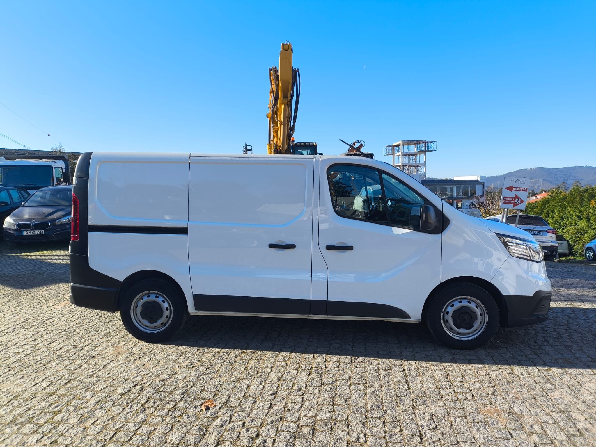 Renault Trafic 2.0 DCI · Ano 2022 — imagen 8