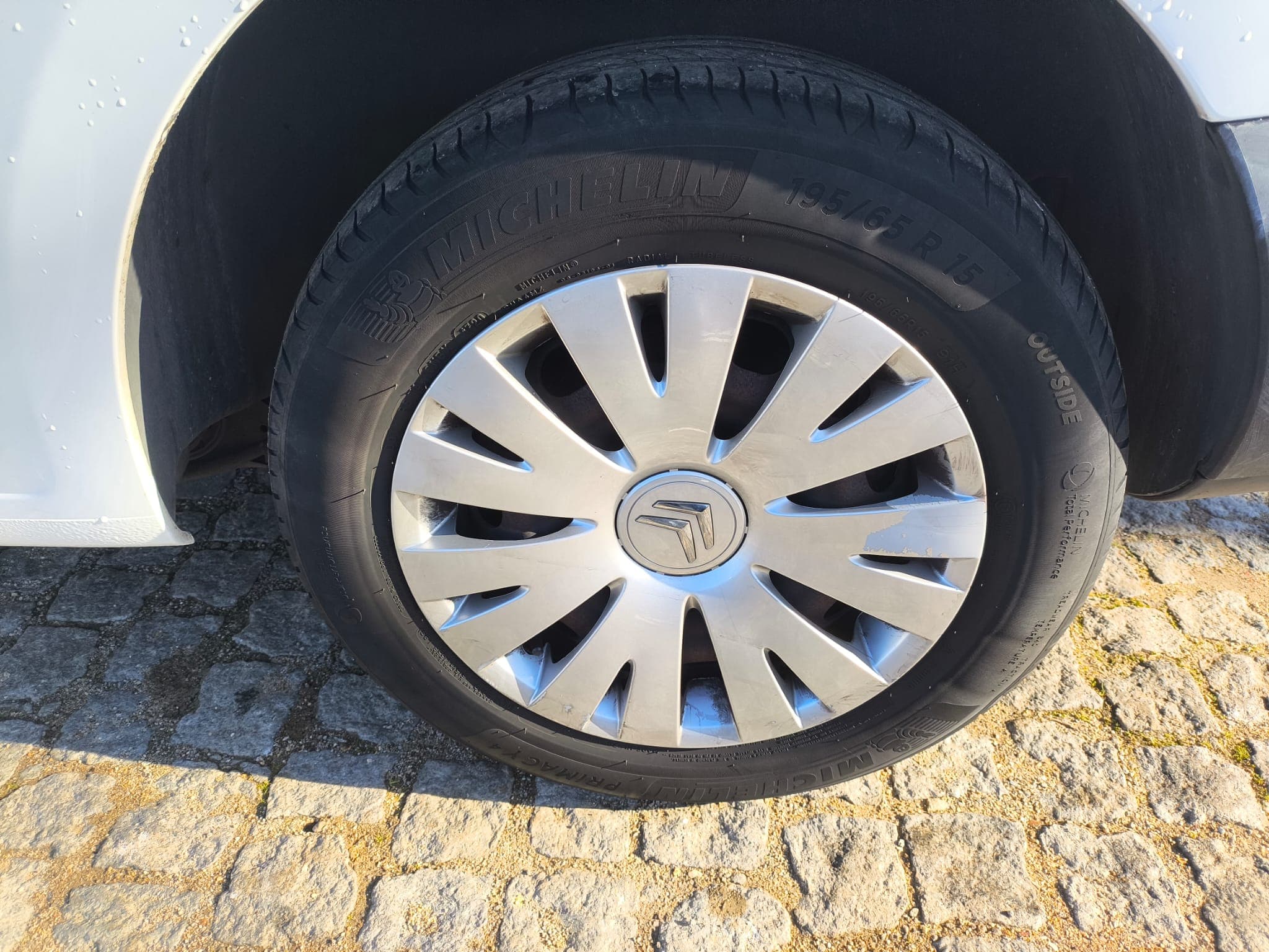 Citroën Berlingo · Ano 2015 — imagen 13