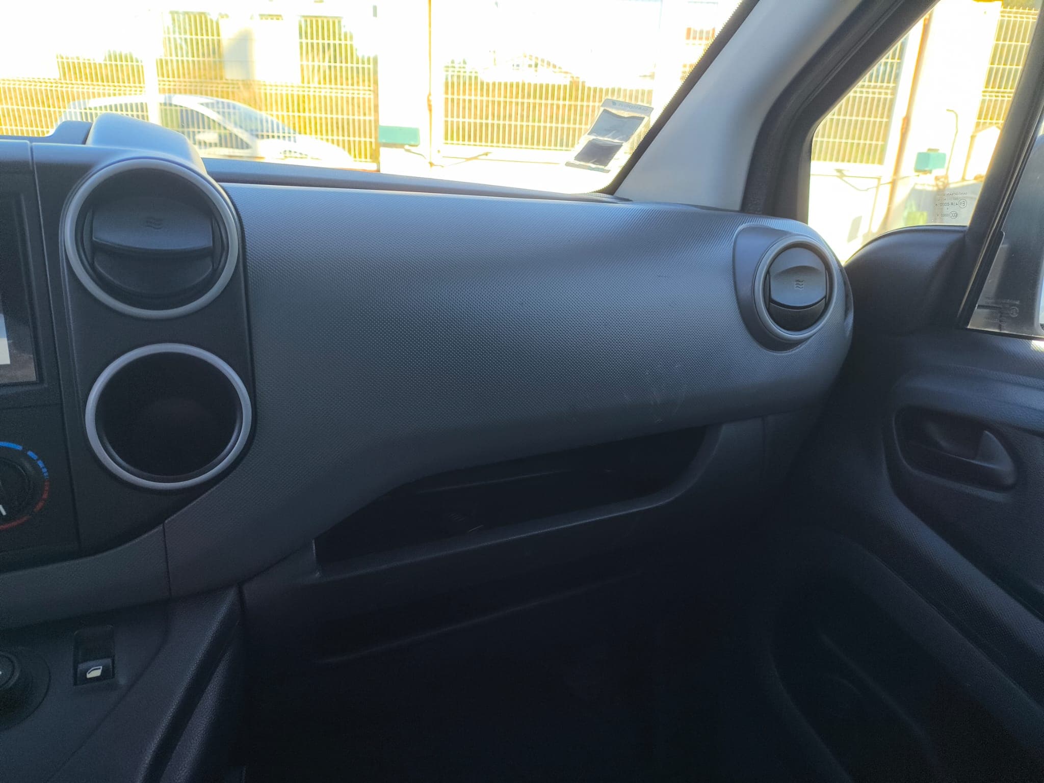 Citroën Berlingo · Ano 2015 — imagen 30