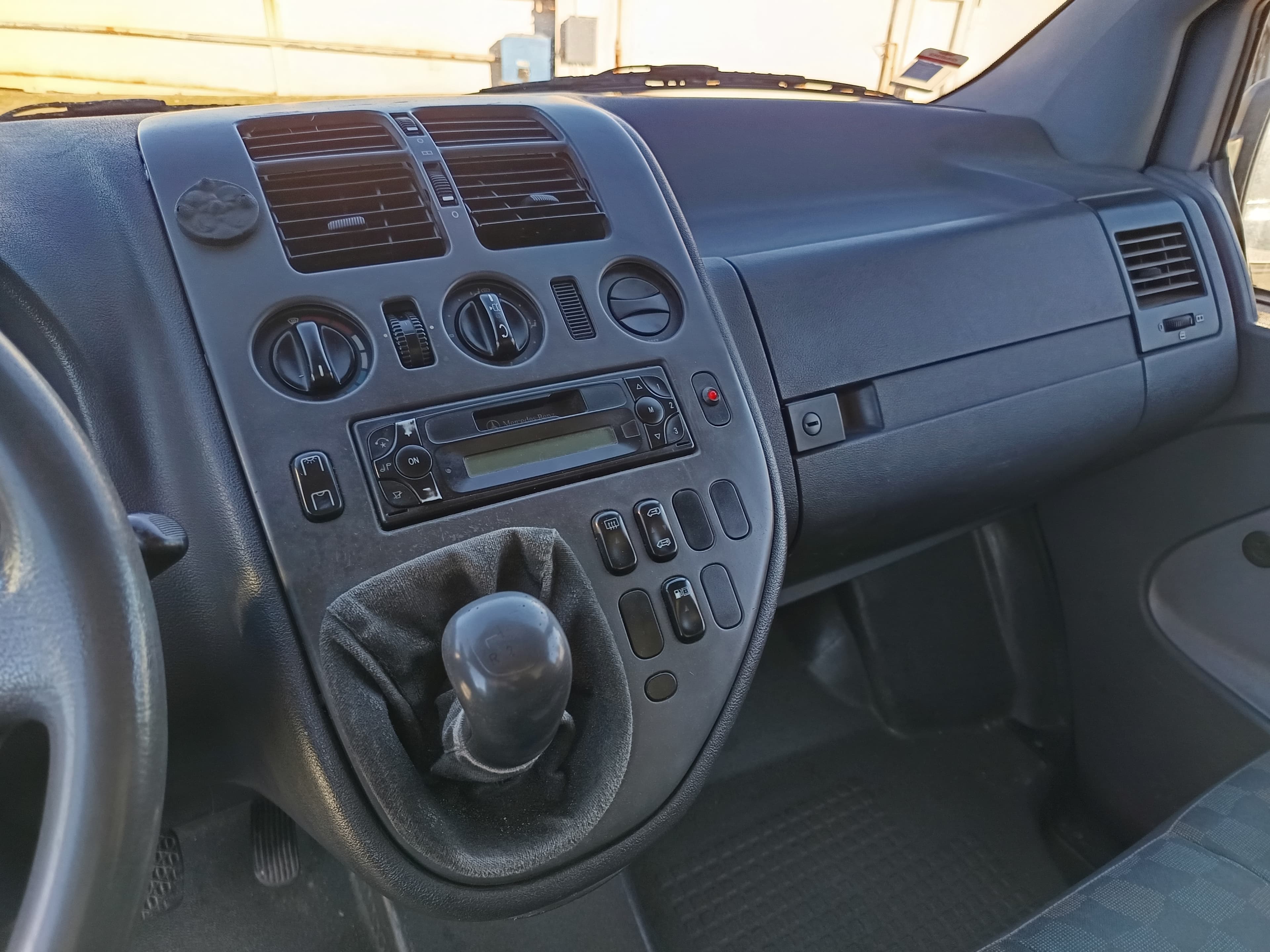 Mercedes-Benz Vito · Ano 2003 — imagen 27