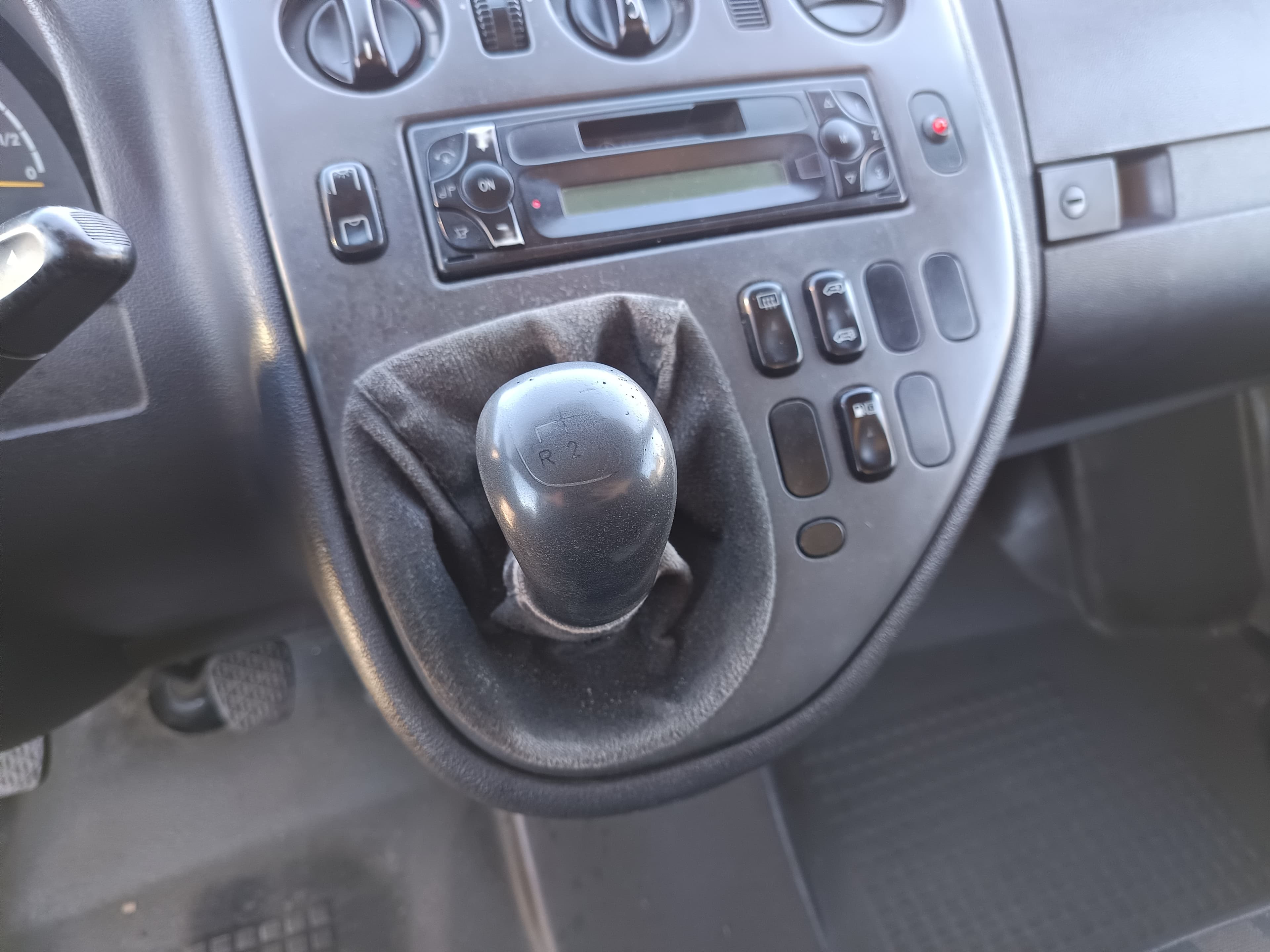 Mercedes-Benz Vito · Ano 2003 — imagen 29