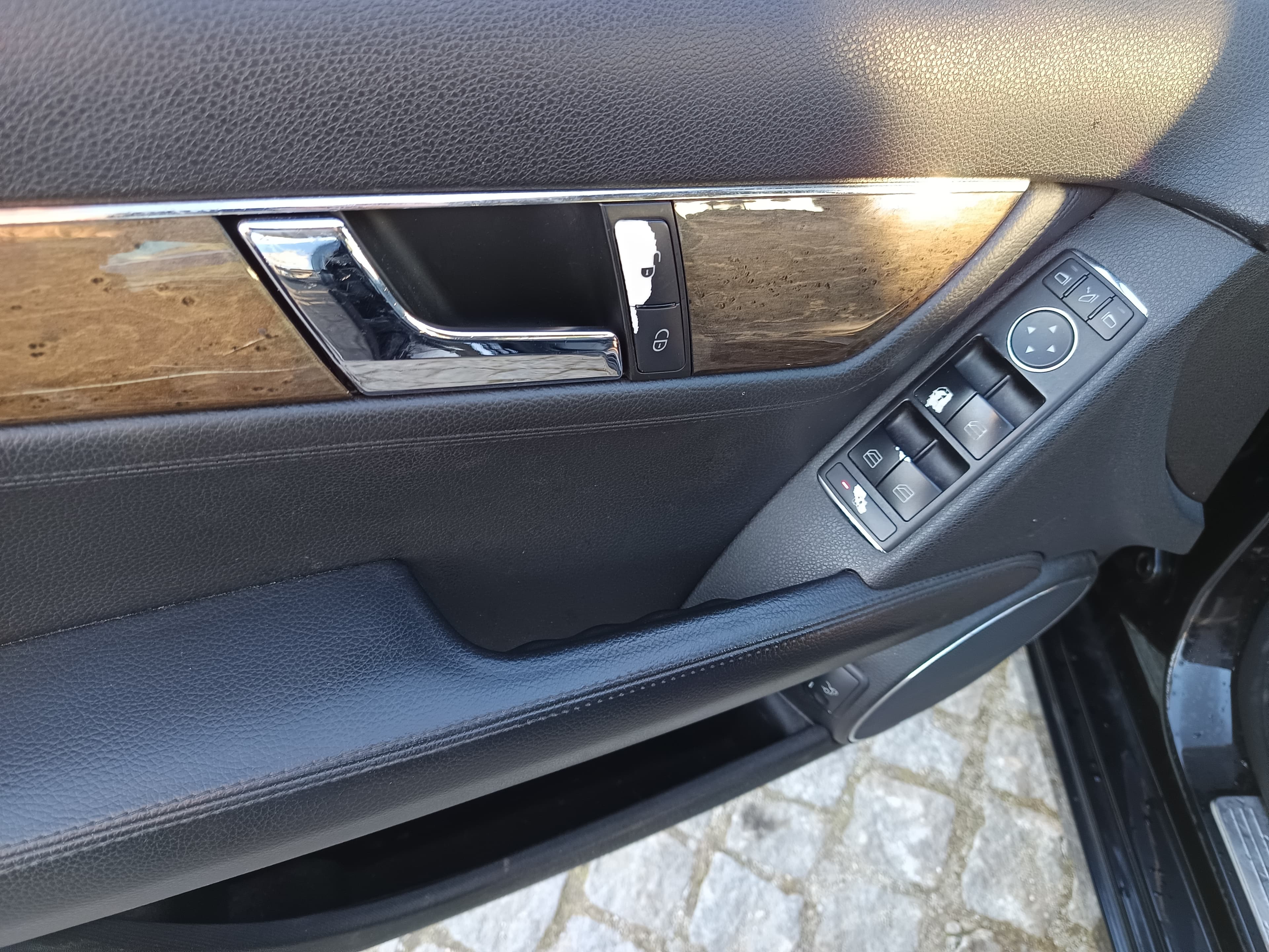 Mercedes-Benz C220 CDI · Ano 2008 — imagen 33