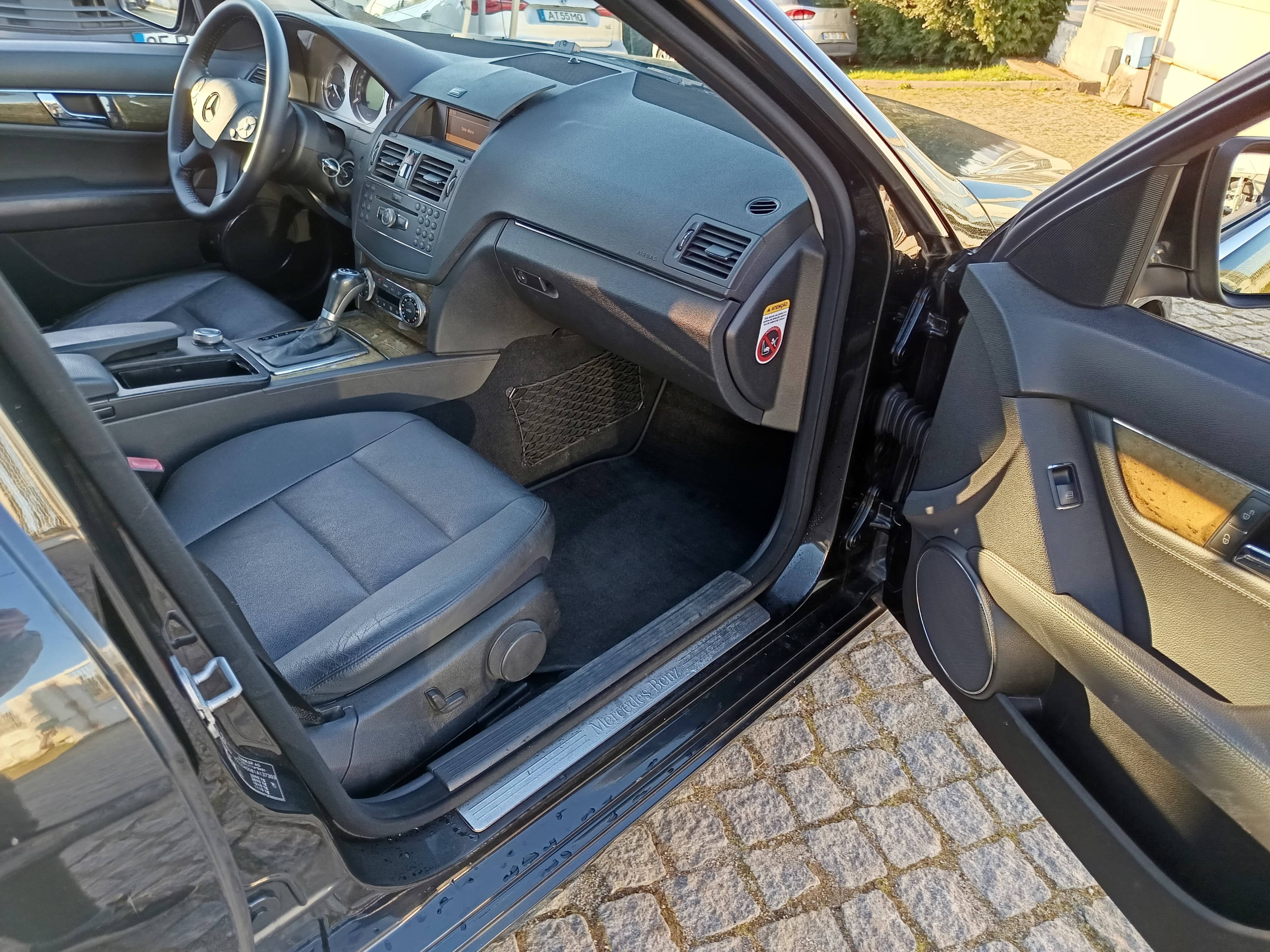 Mercedes-Benz C220 CDI · Ano 2008 — imagen 25