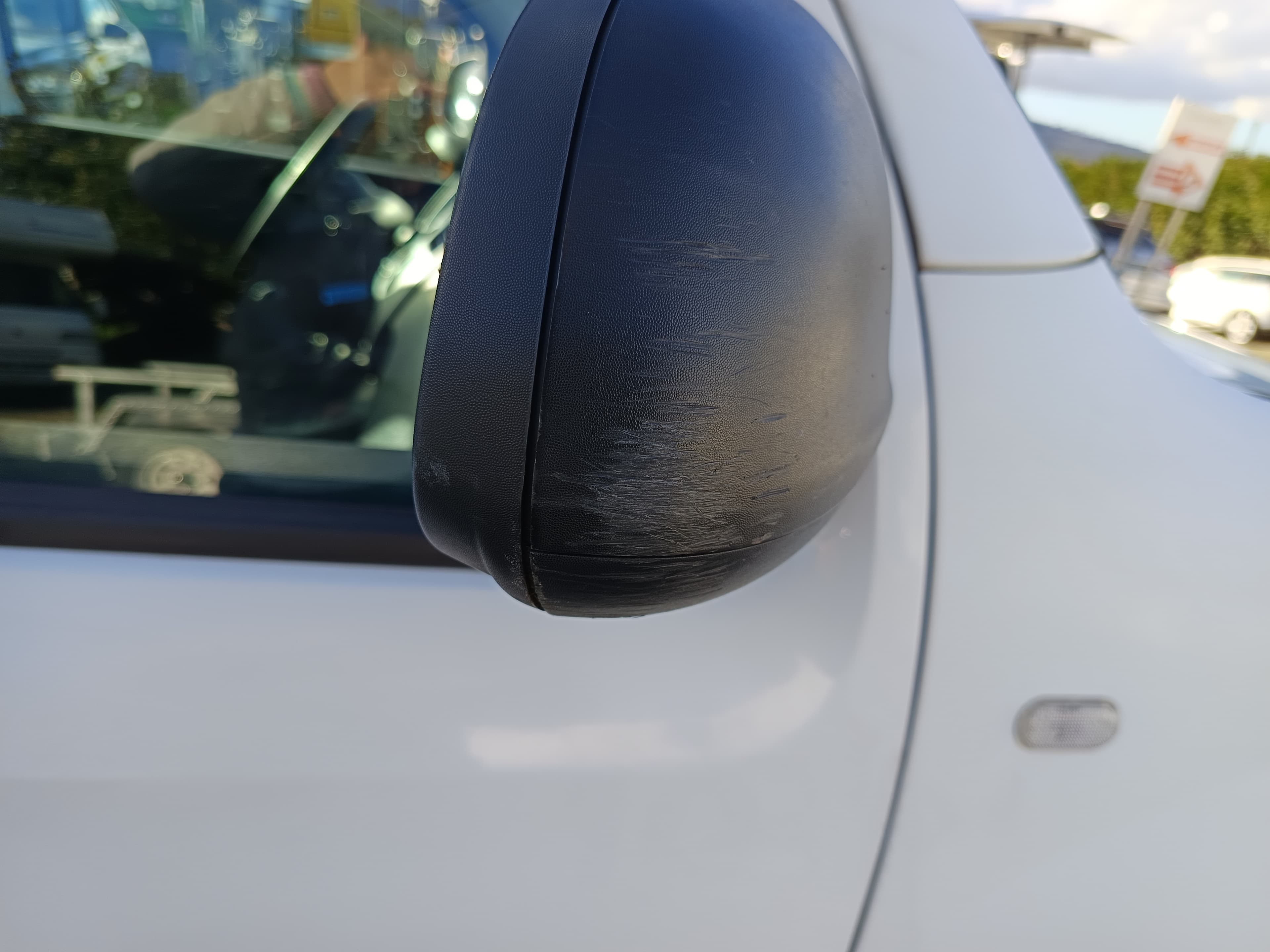 Renault Kangoo Maxi · Ano 2016 — imagen 8
