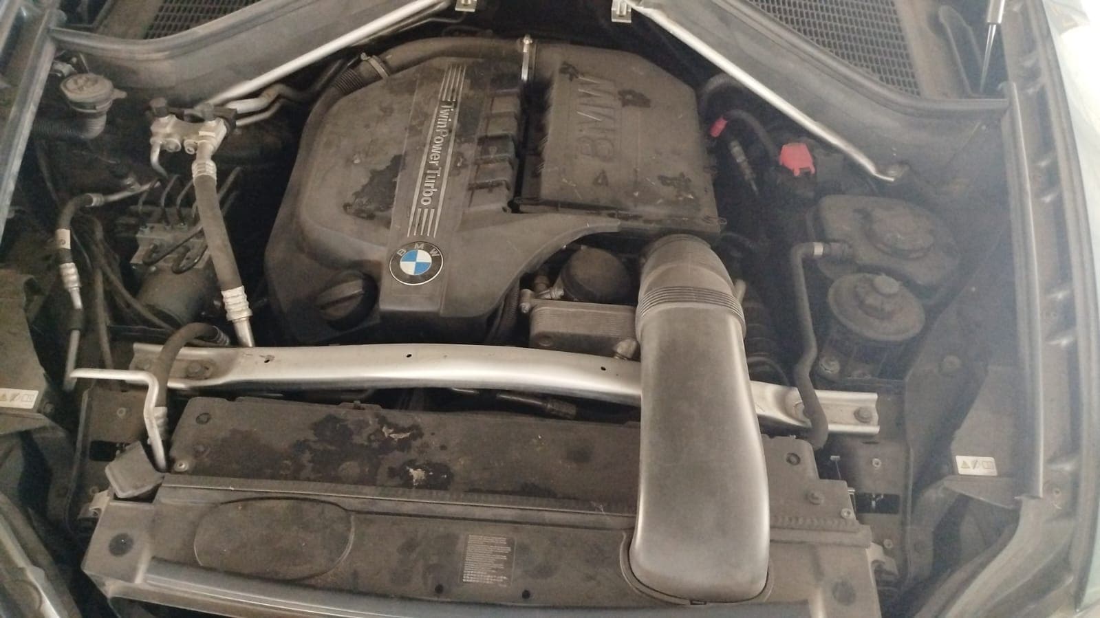 BMW X6 35i · Ano 2011 — image 33