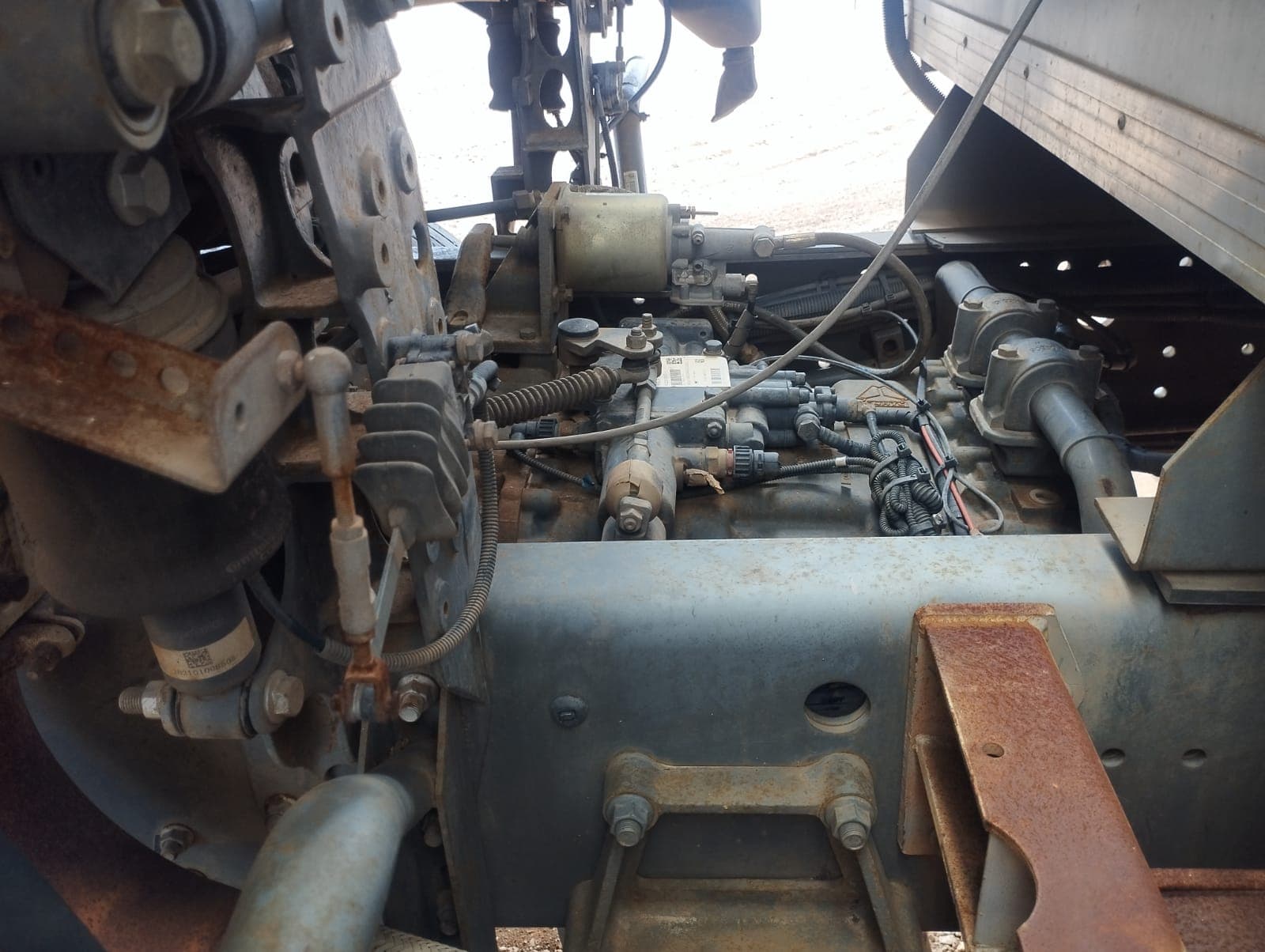 Camião frigorífico Sinotruk Howo 336 — image 6