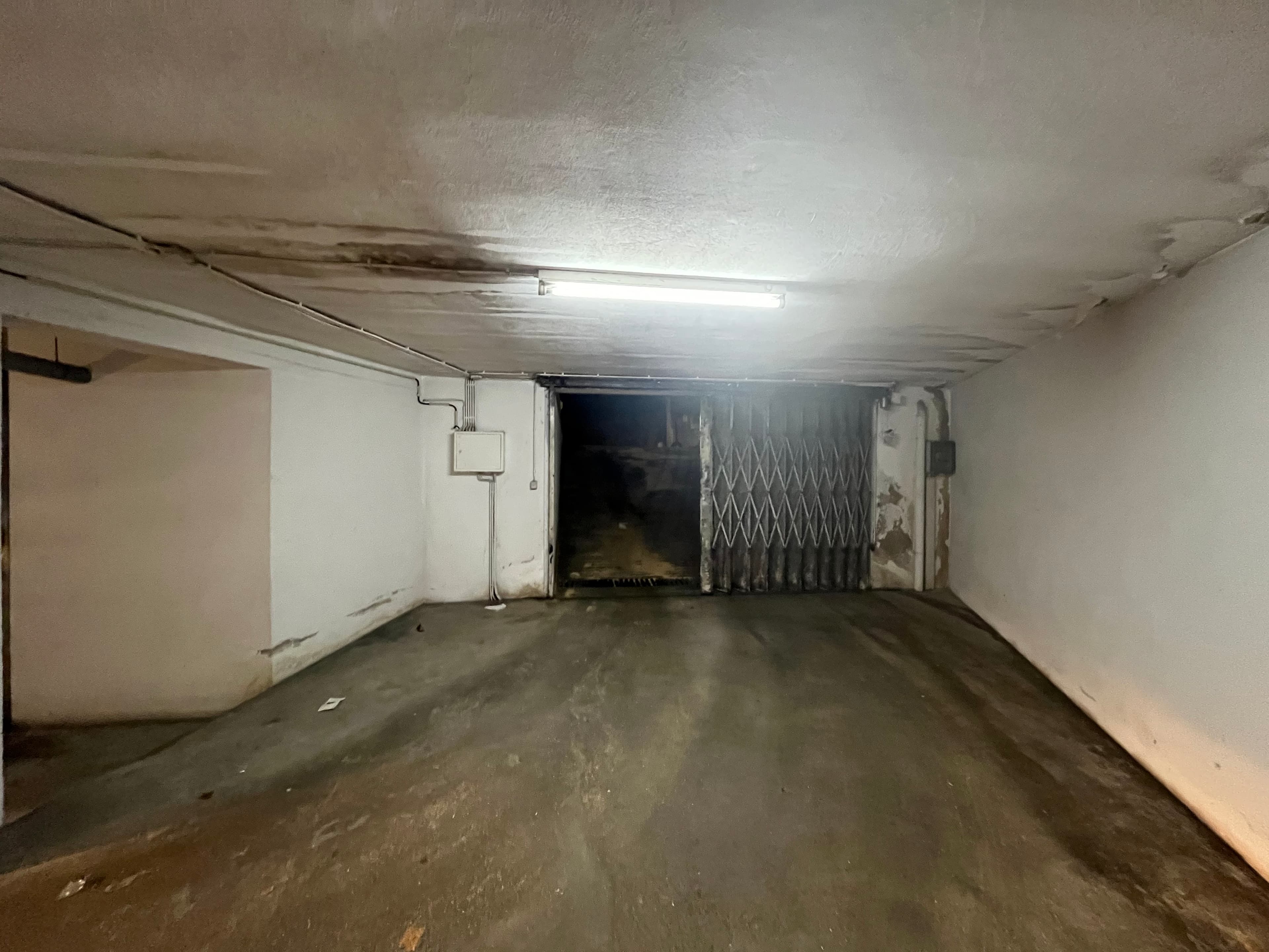 Garagem · Lousado — image 7