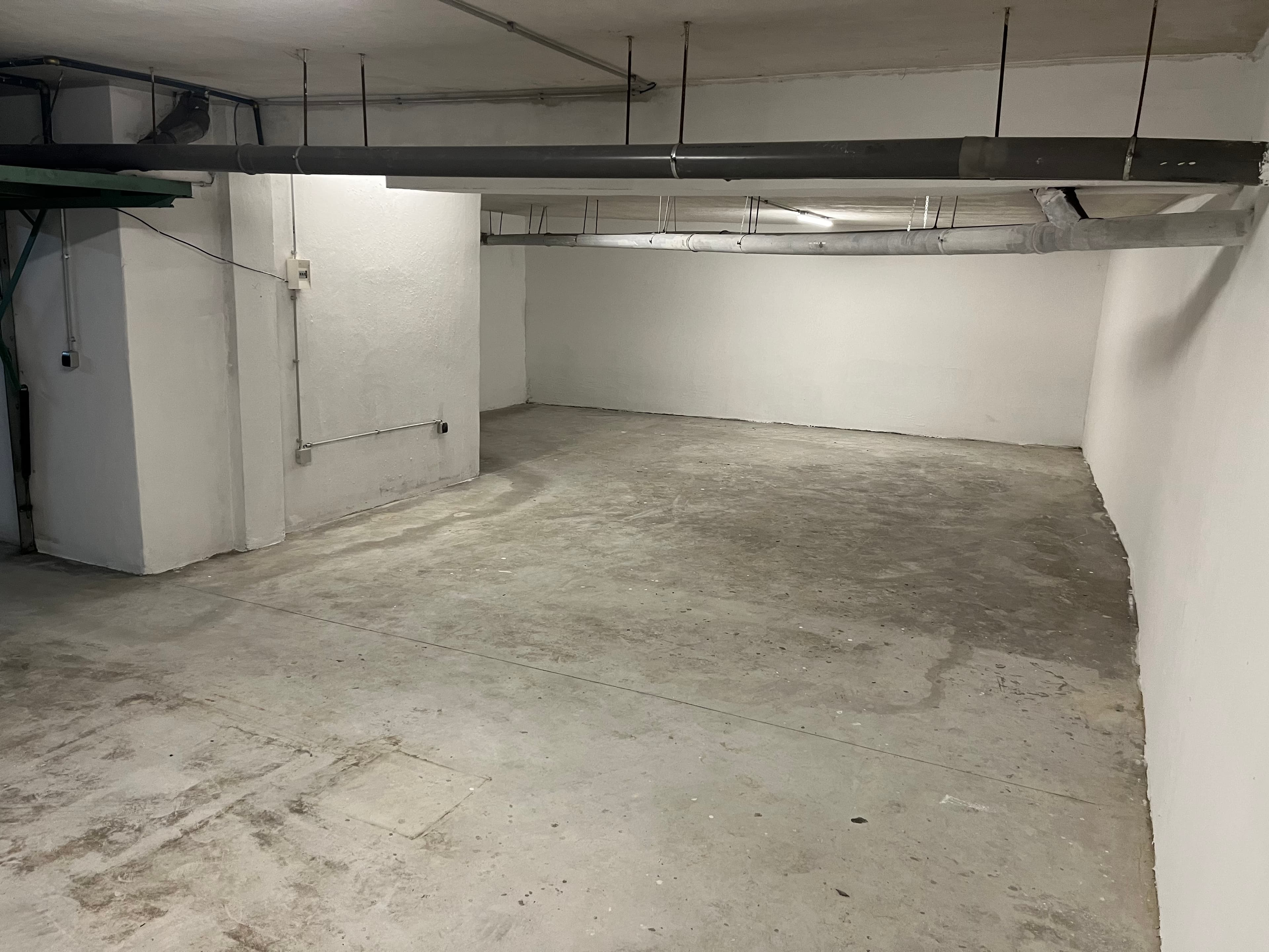 Garagem · Lousado — image 4