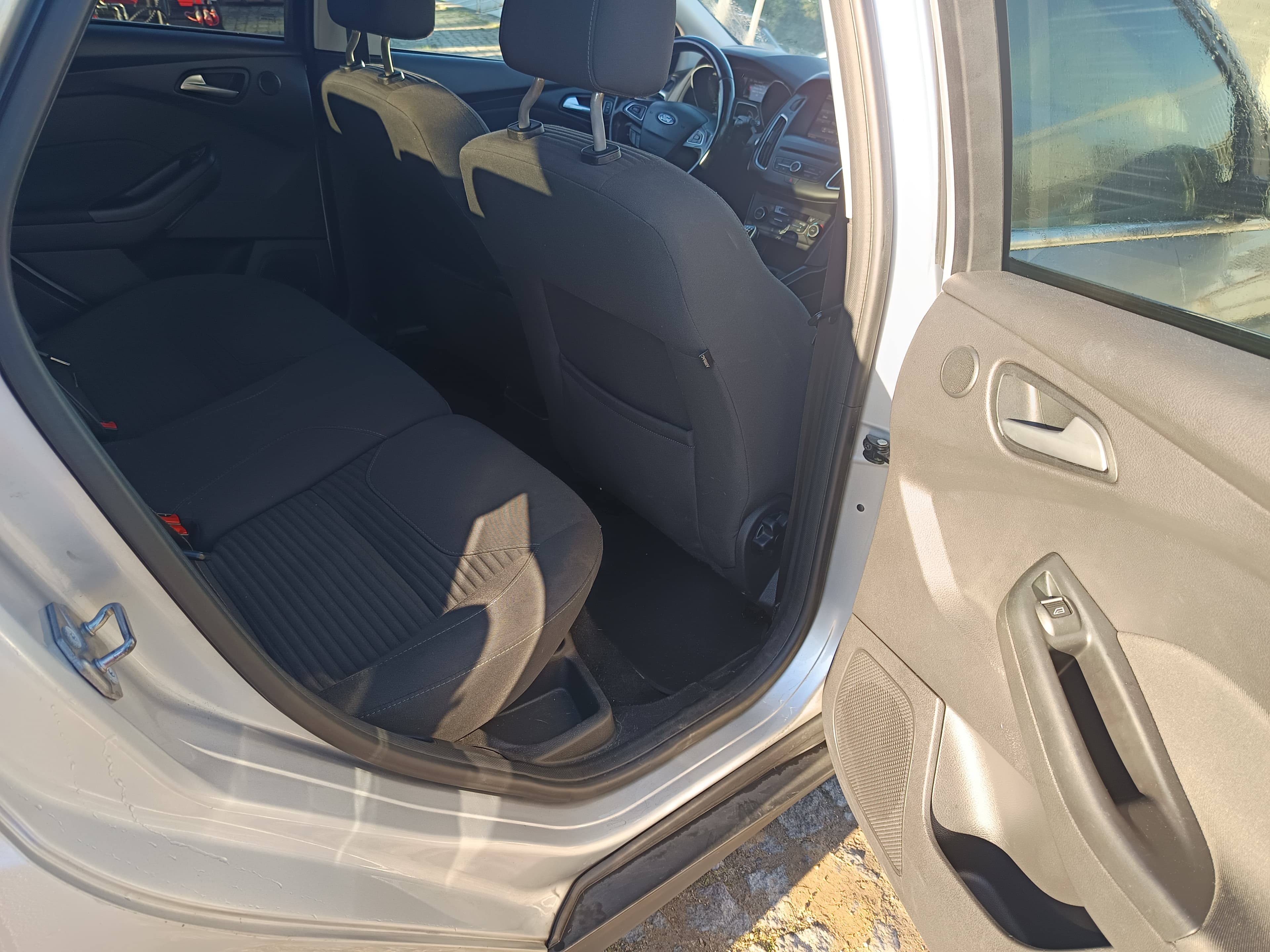 Ford Focus · Año 2015 — imagen 19