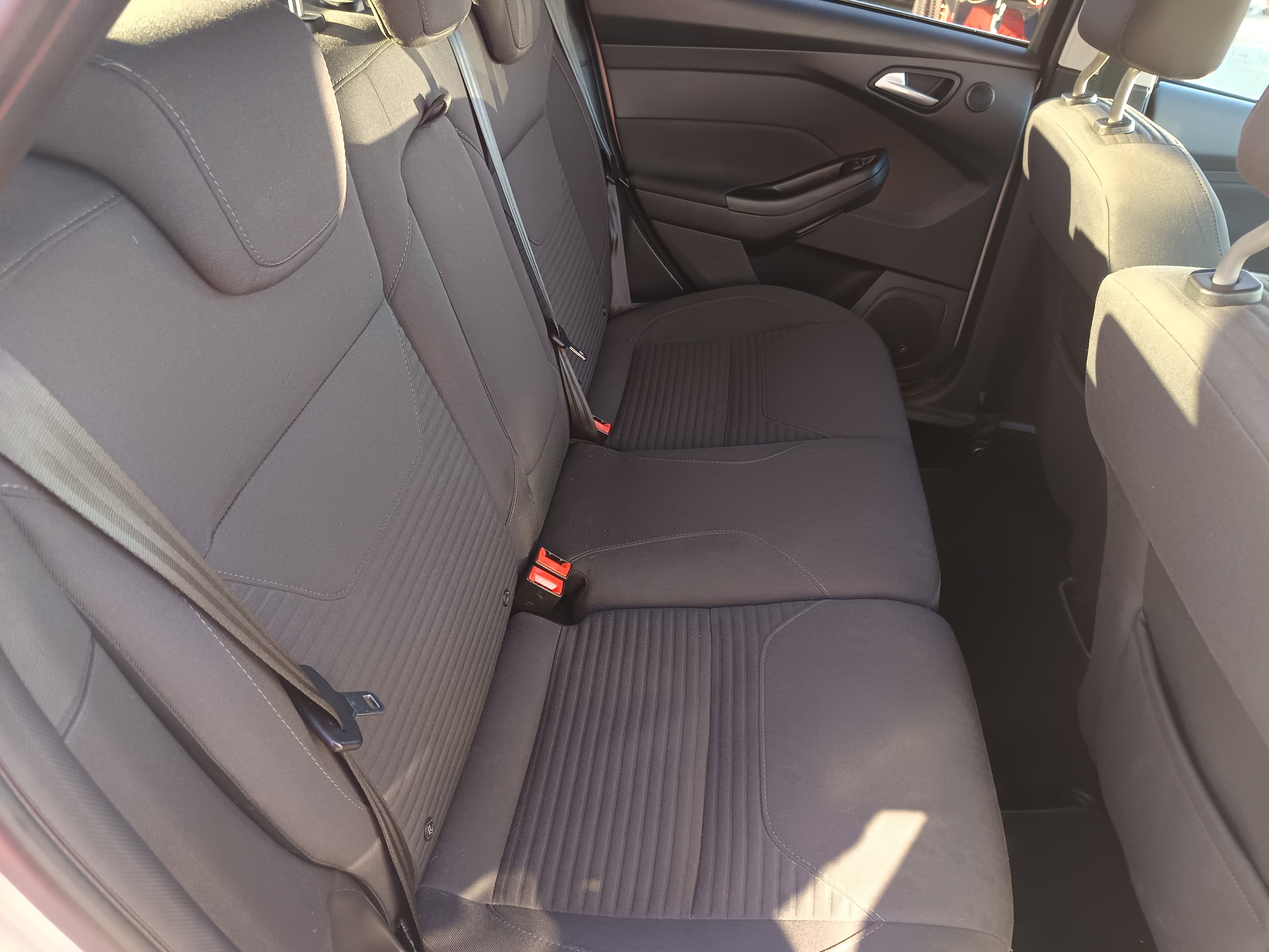 Ford Focus · Año 2015 — imagen 21