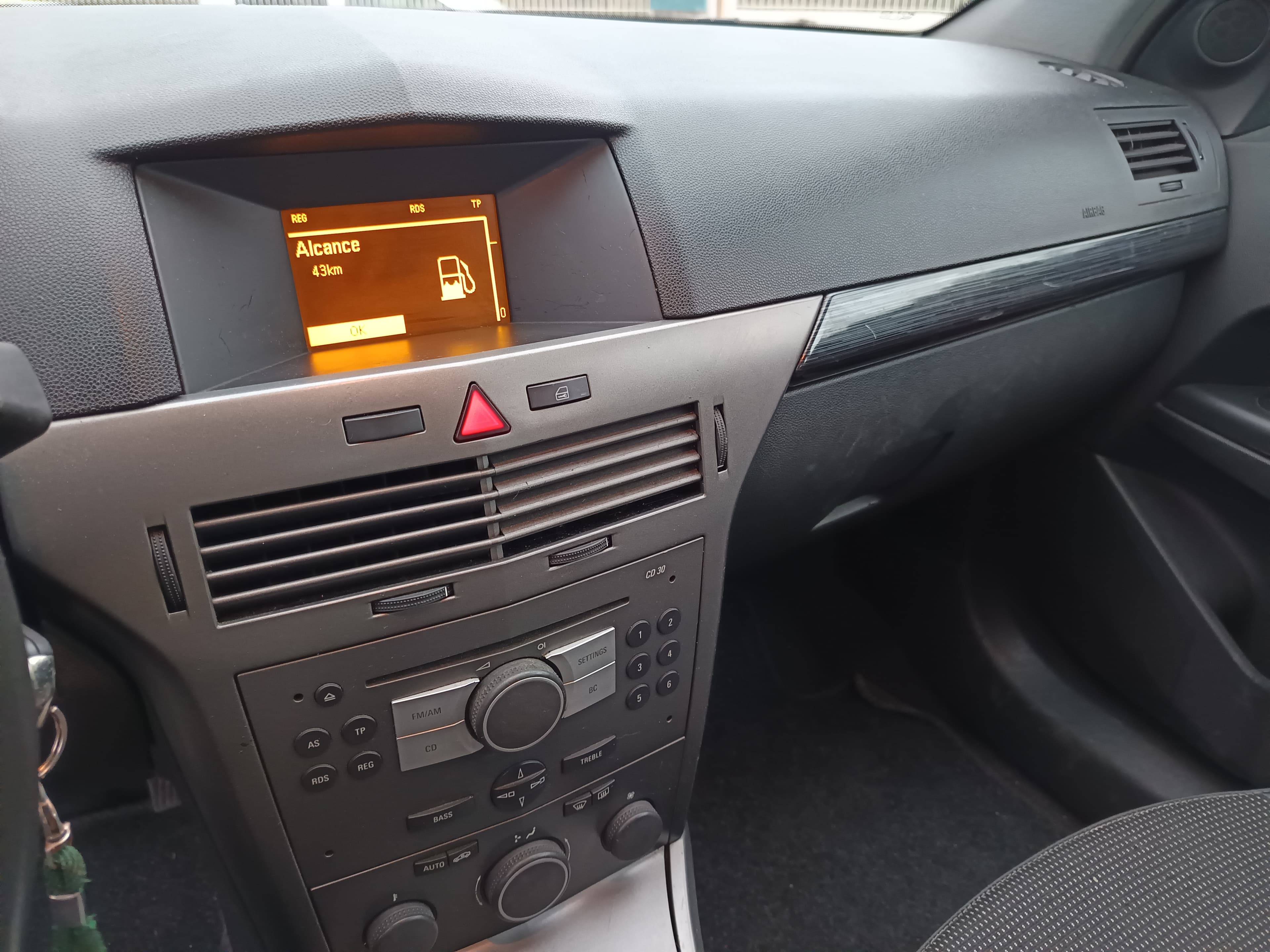 Opel Astra · Ano 2006 — image 46