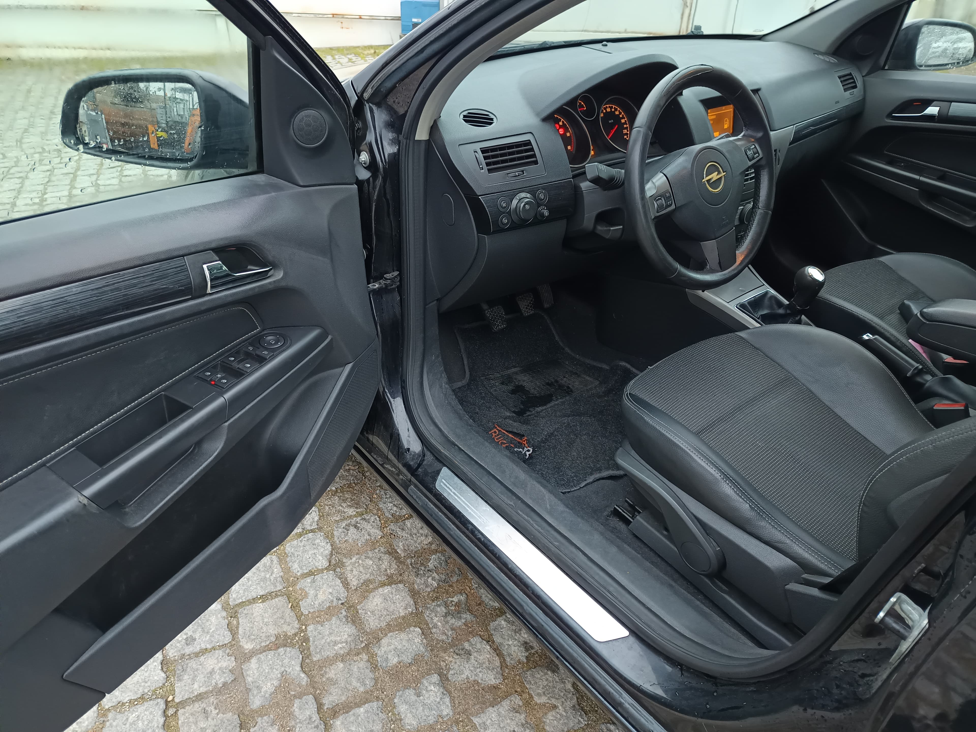 Opel Astra · Ano 2006 — image 41