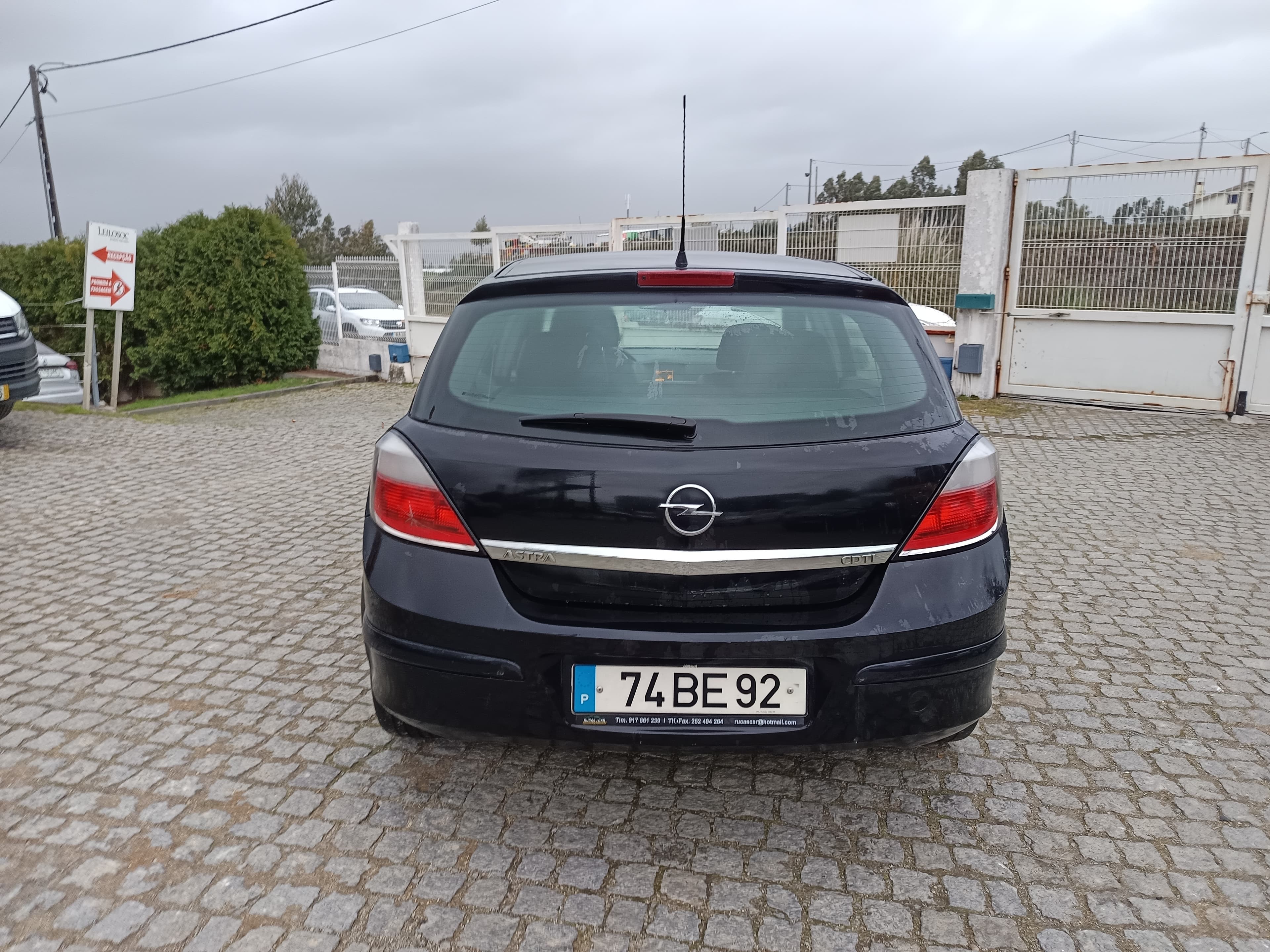 Opel Astra · Ano 2006 — image 5