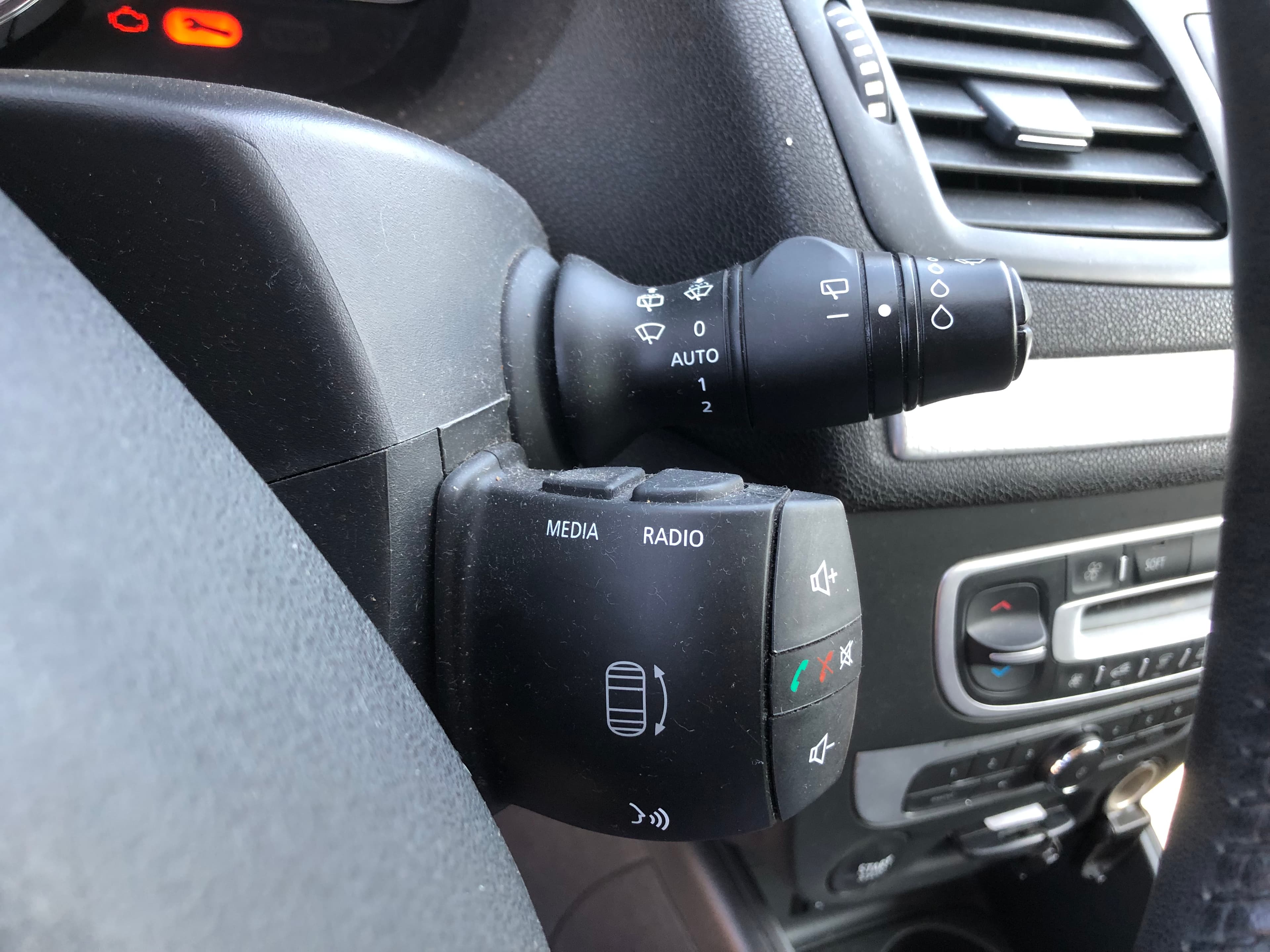 Renault Mégane · Ano 2014 — image 17