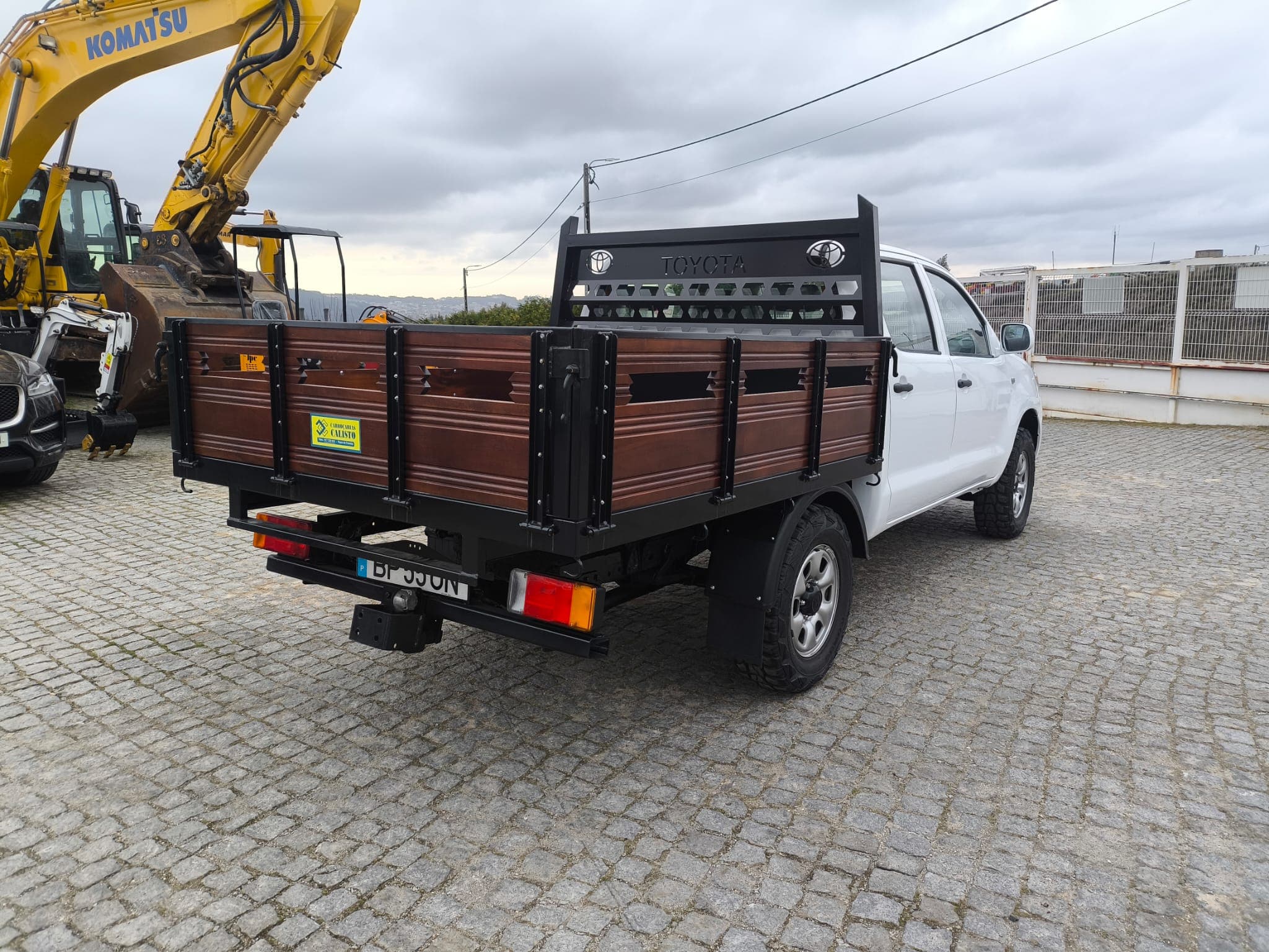 Toyota Hilux 2.5 d-4D · Ano 2008 — imagen 4