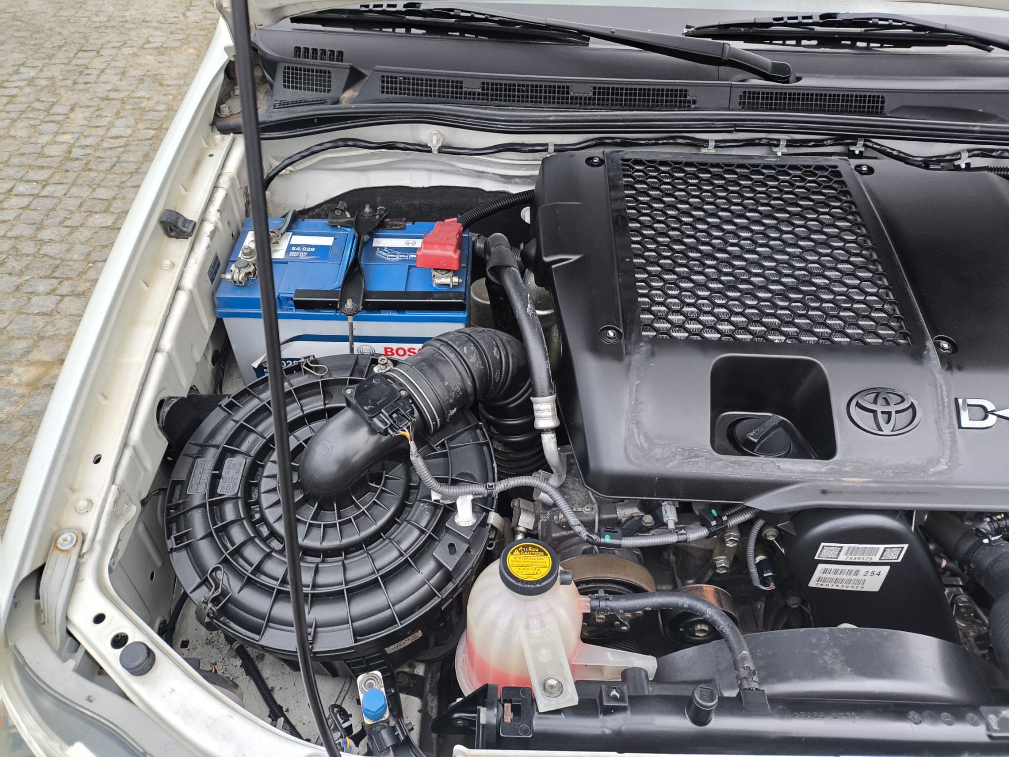 Toyota Hilux 2.5 d-4D · Ano 2008 — imagen 25
