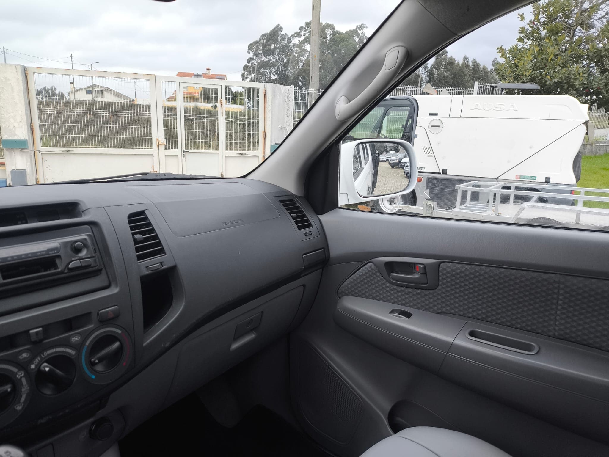 Toyota Hilux 2.5 d-4D · Ano 2008 — imagen 29