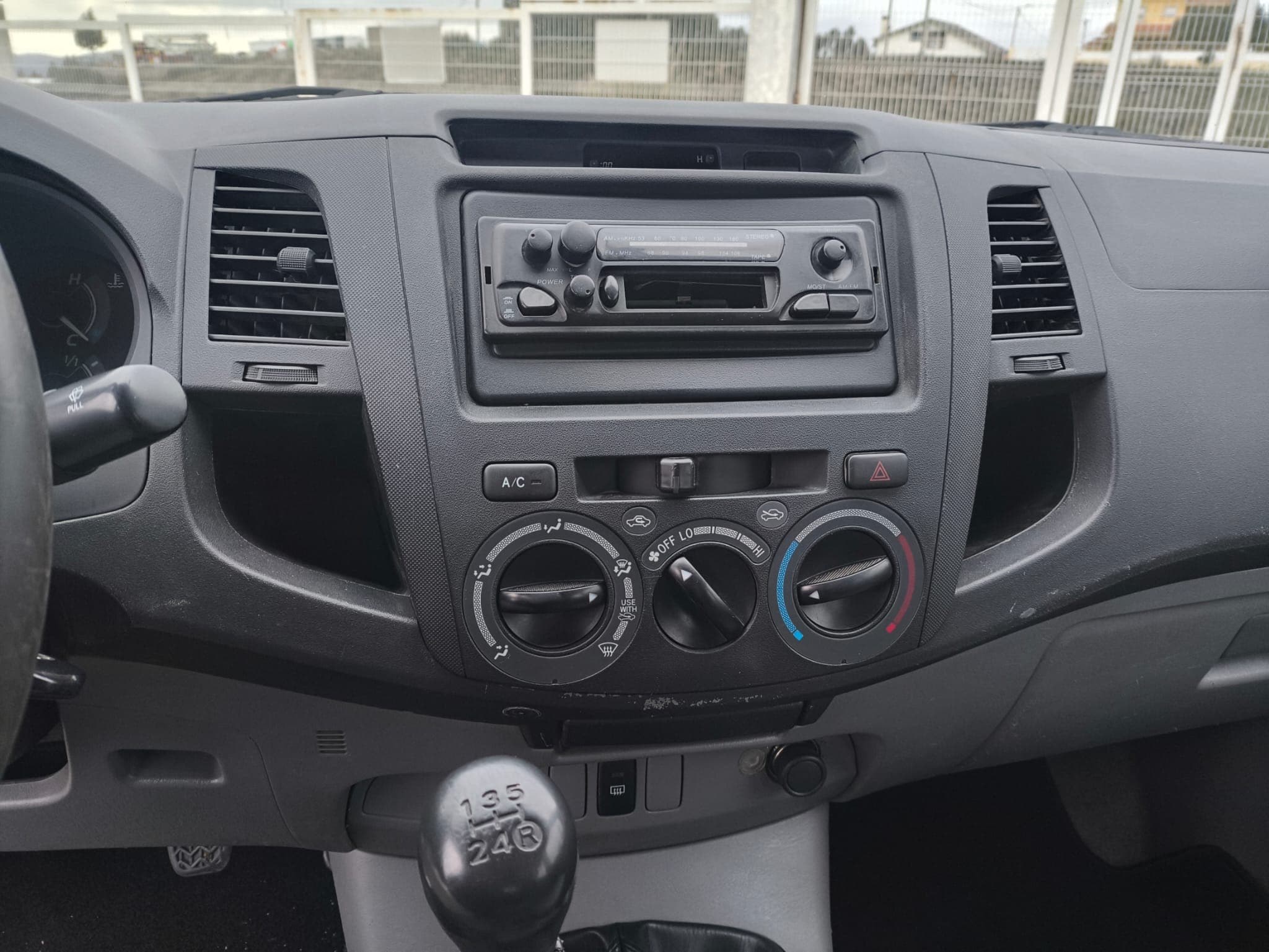 Toyota Hilux 2.5 d-4D · Ano 2008 — imagen 30