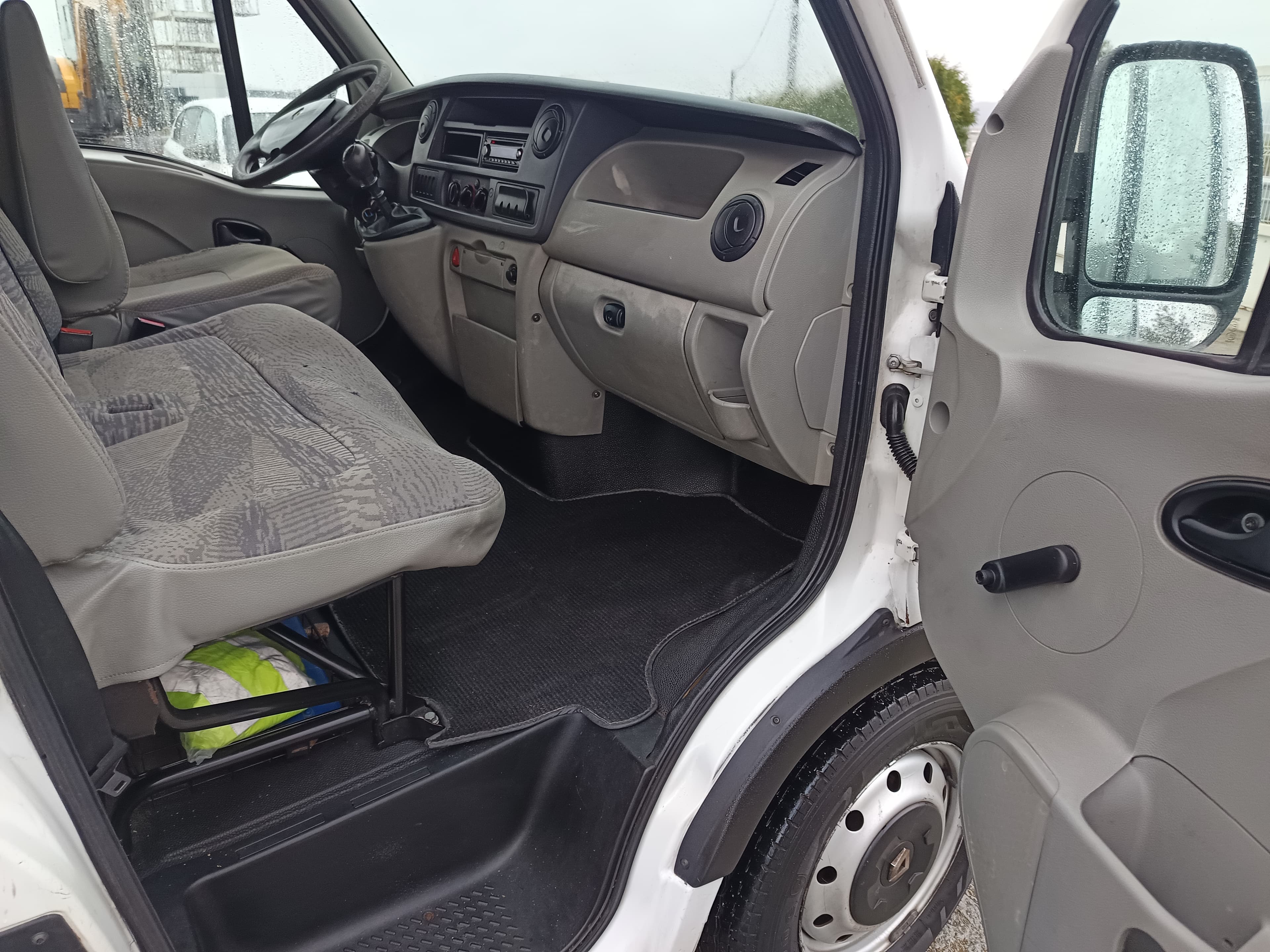 Renault Master · Ano 2005 — imagen 19