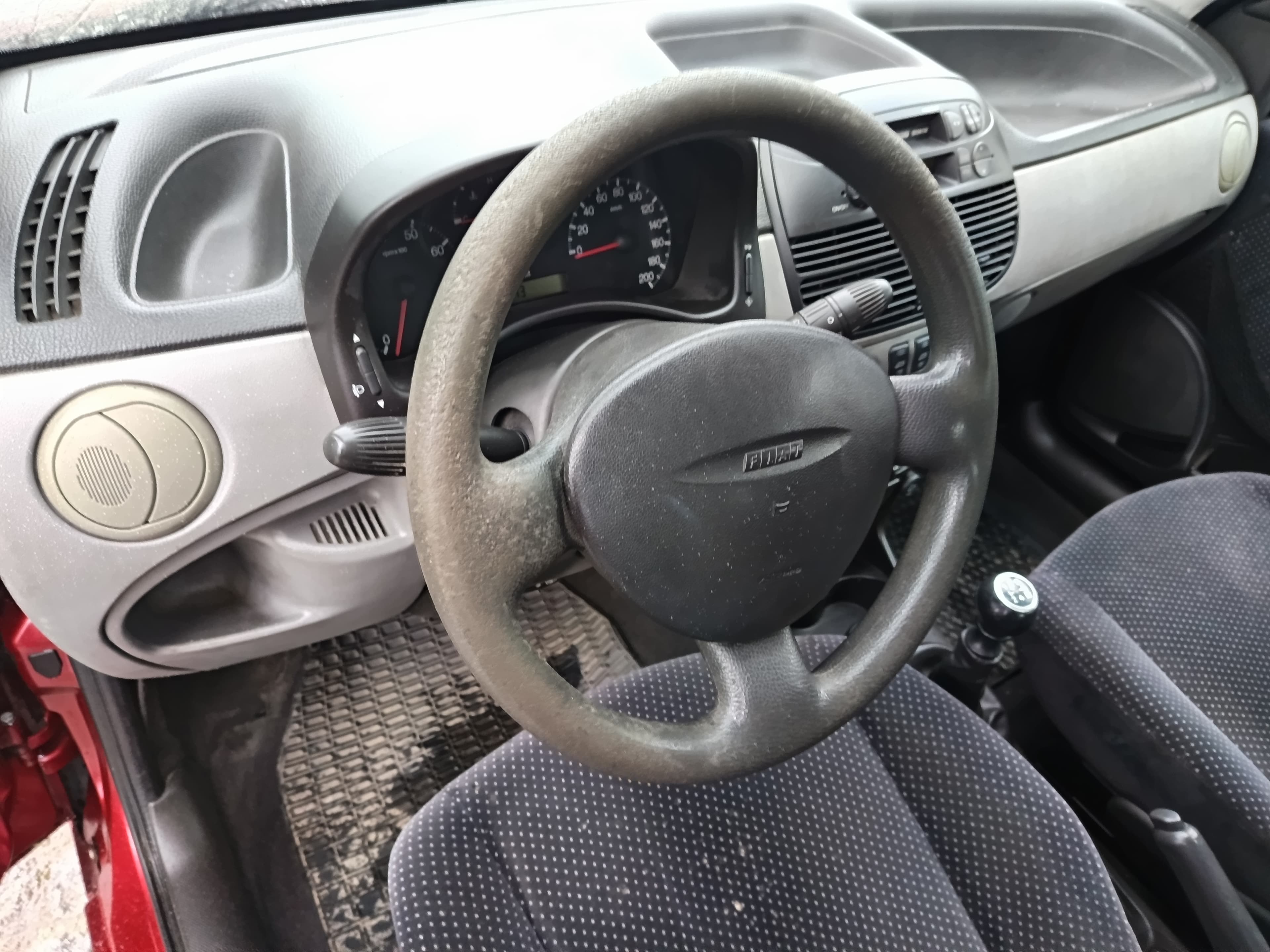 Fiat Punto · Ano 1999 — imagen 33