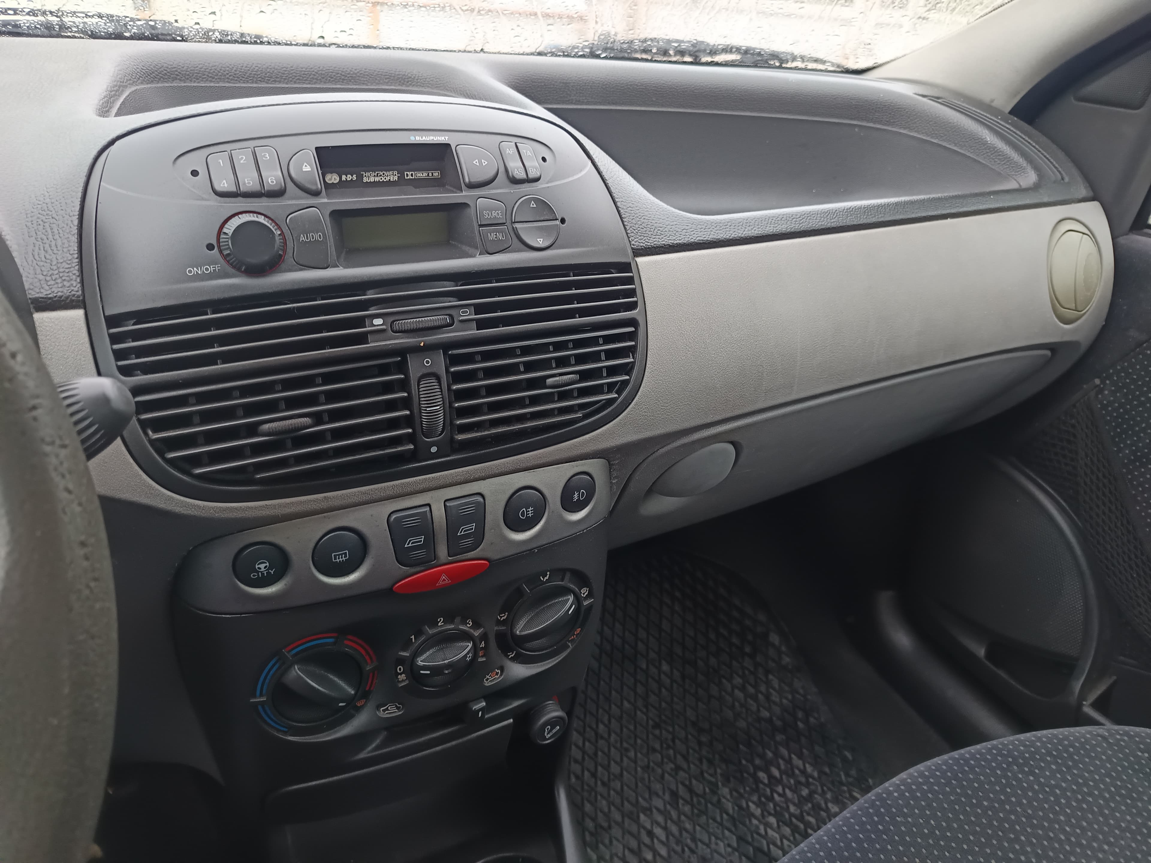 Fiat Punto · Ano 1999 — imagen 34