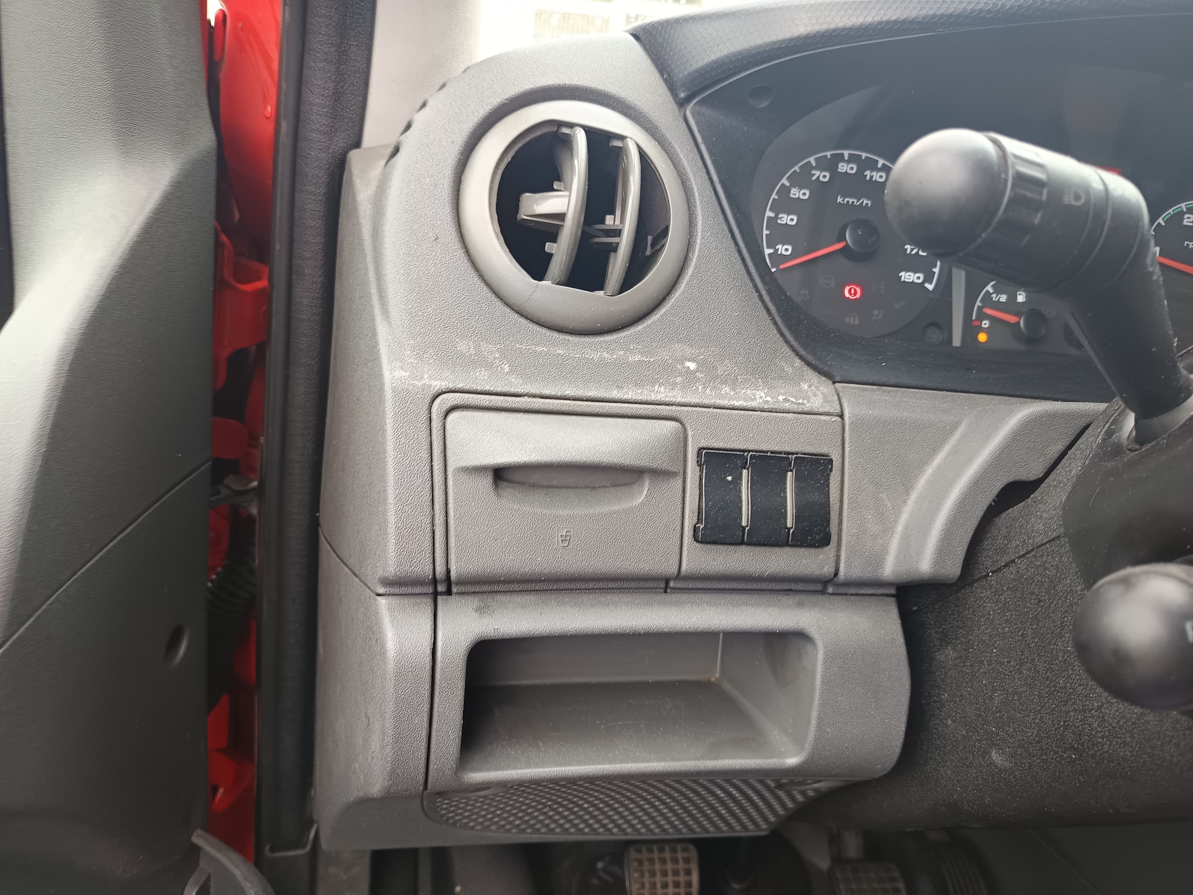 Iveco 35C15 · Ano 2013 — image 37