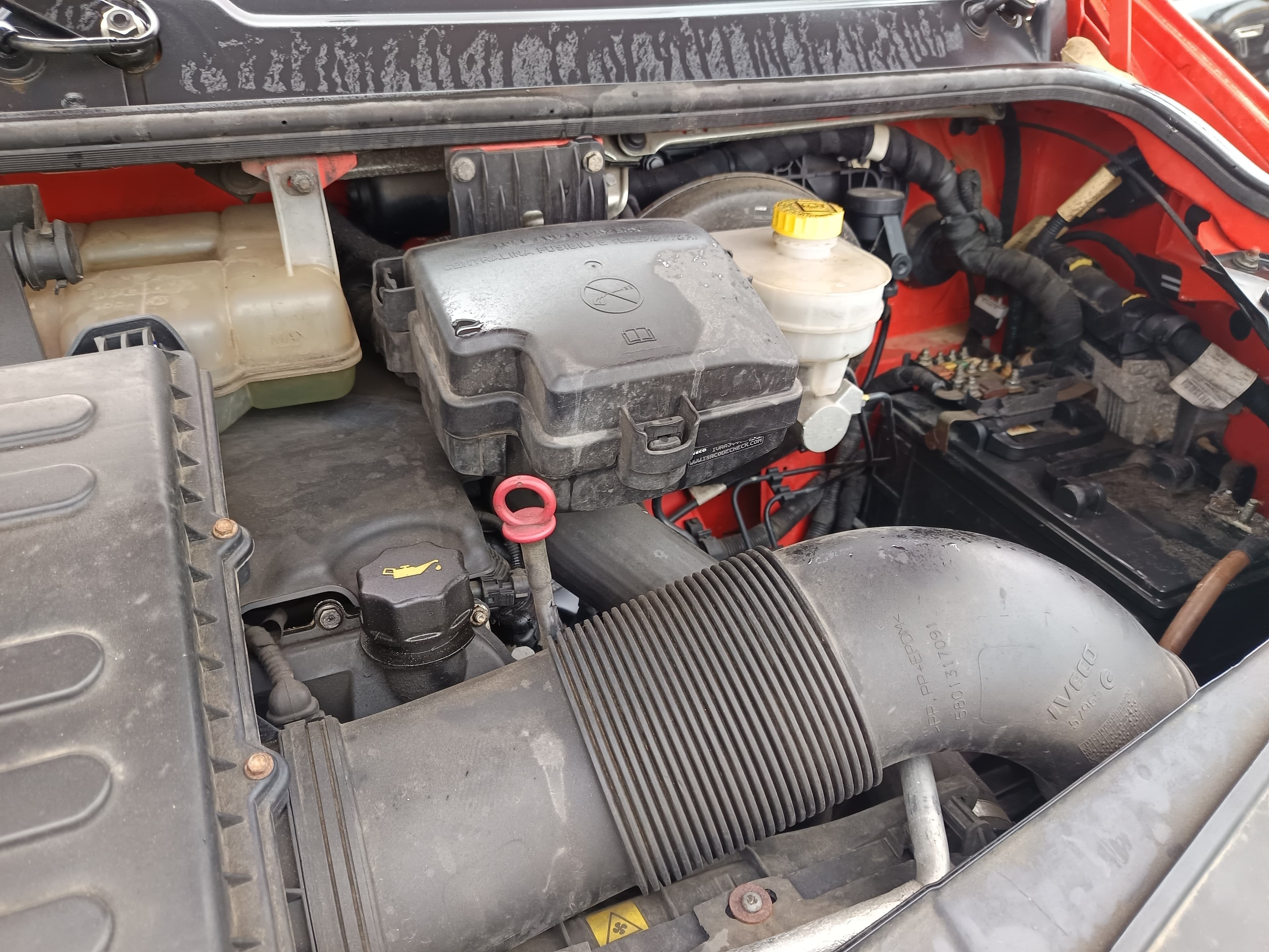 Iveco 35C15 · Ano 2013 — image 16
