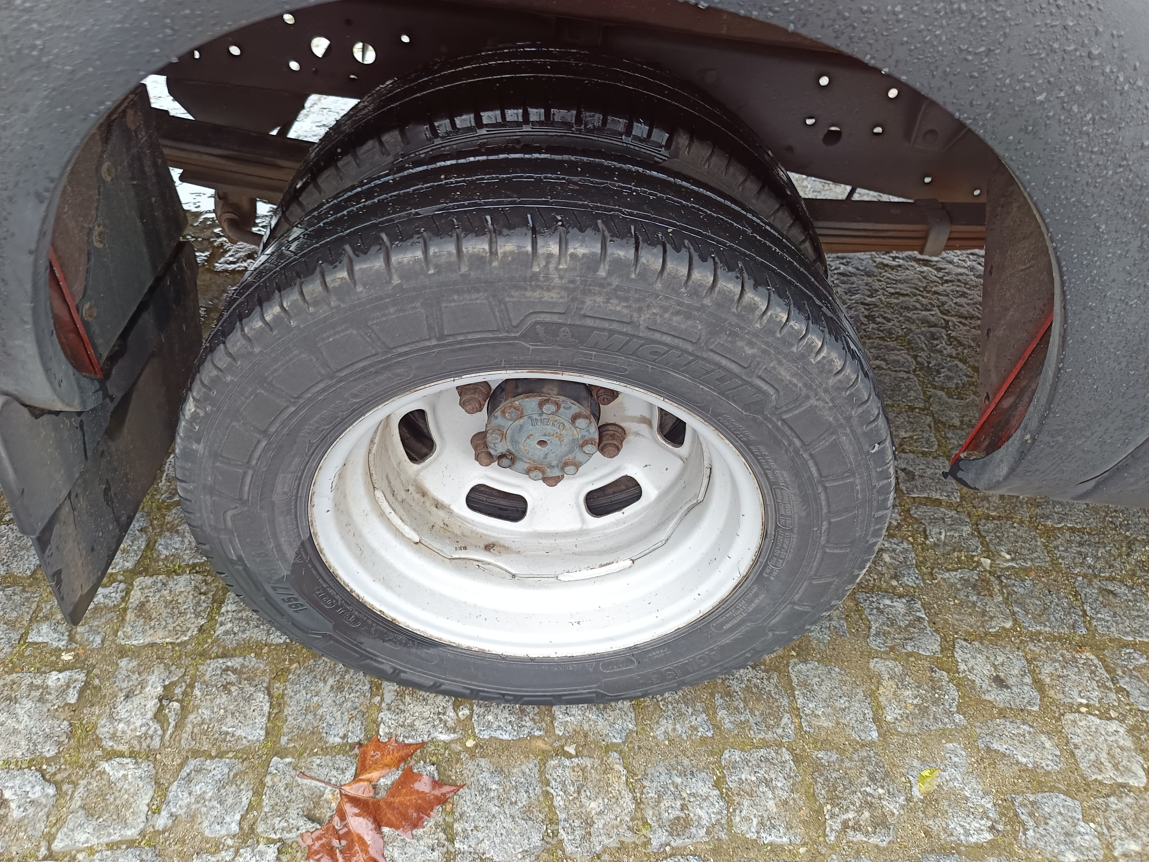 Iveco 35C15 · Ano 2013 — image 9