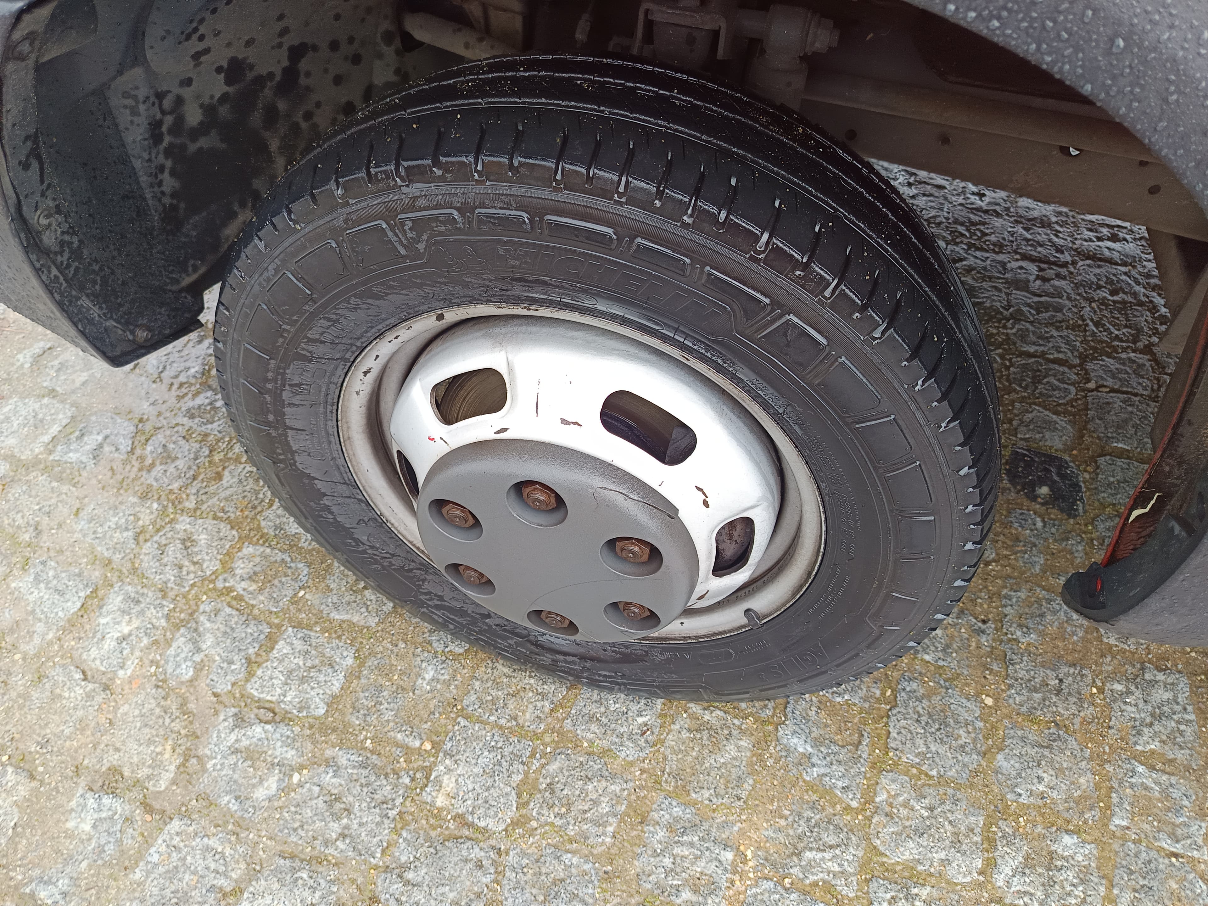 Iveco 35C15 · Ano 2013 — image 13