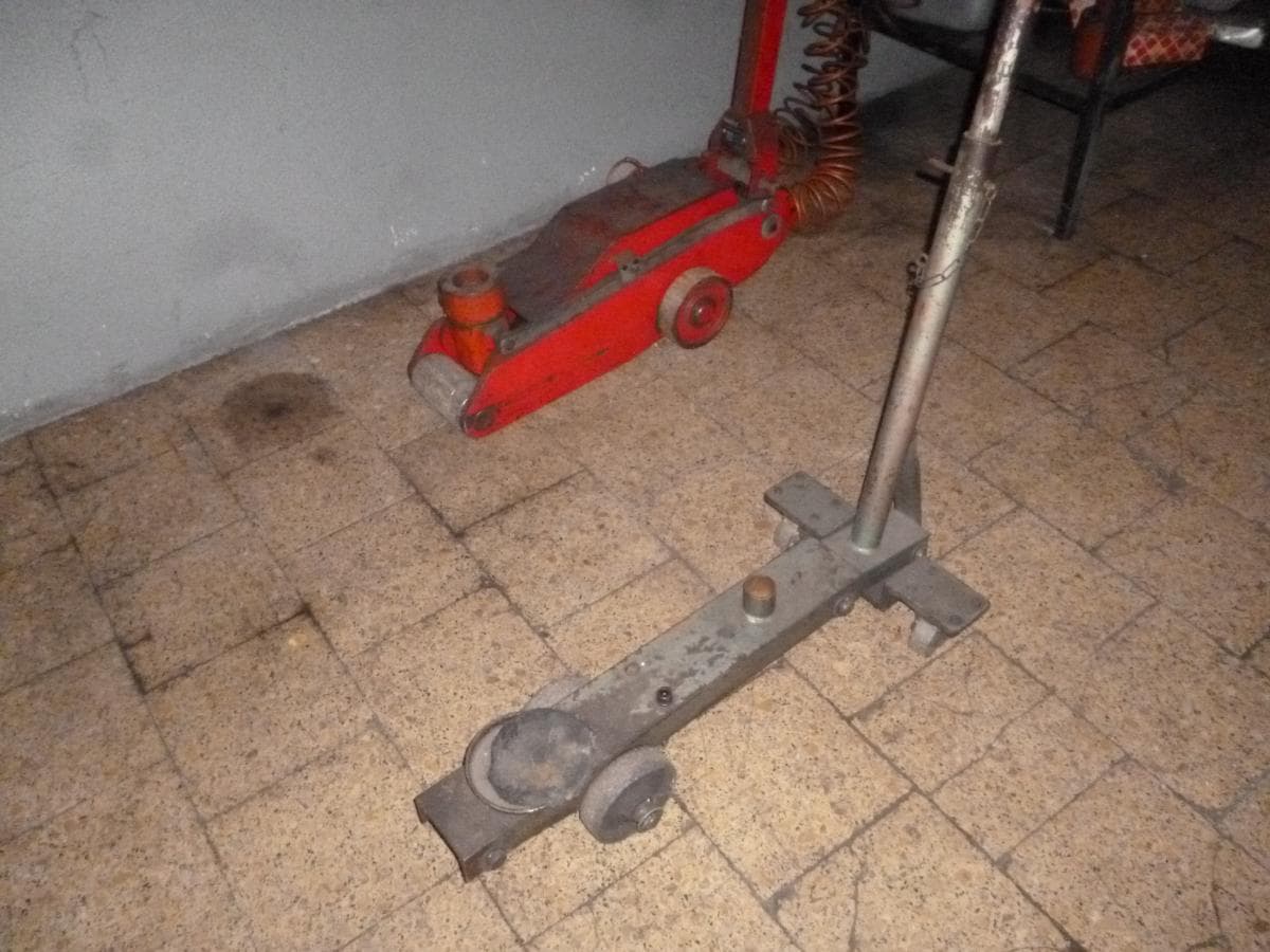 Estação de Serviço (Posto SCAM) · Oliveira, V. N. Famalicão — image 49