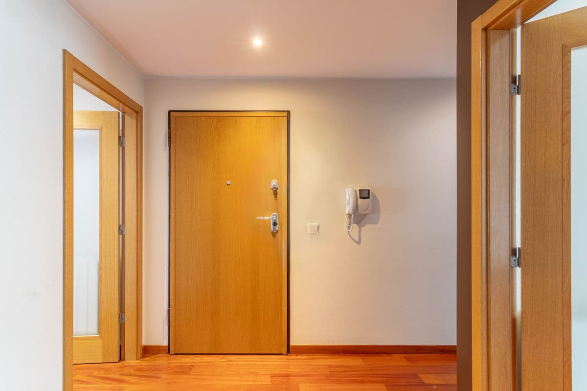 Apartamento T3 · Avenida do Bessa — imagen 4