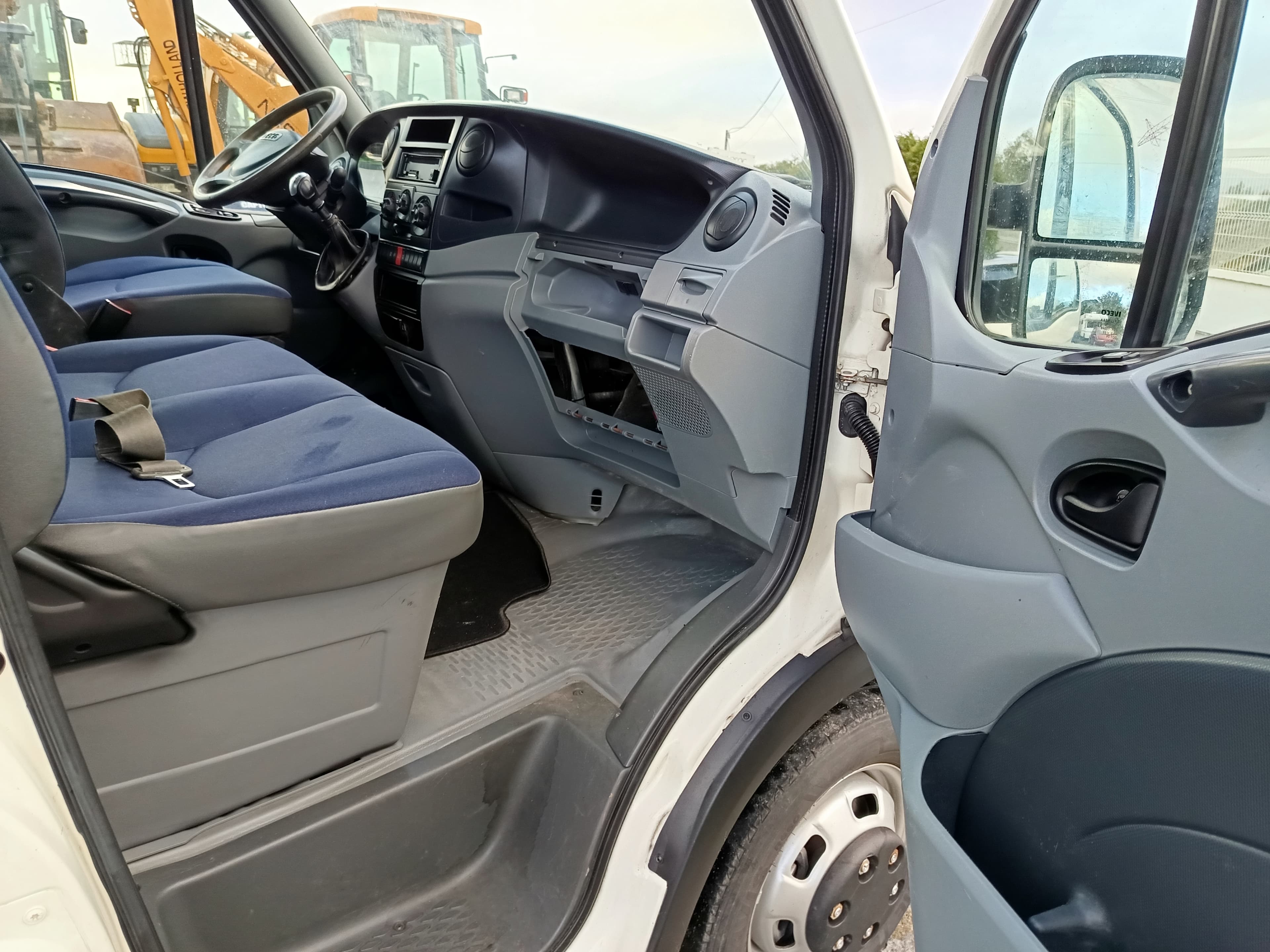Iveco Daily 35C15D · Ano 2009 — imagen 21