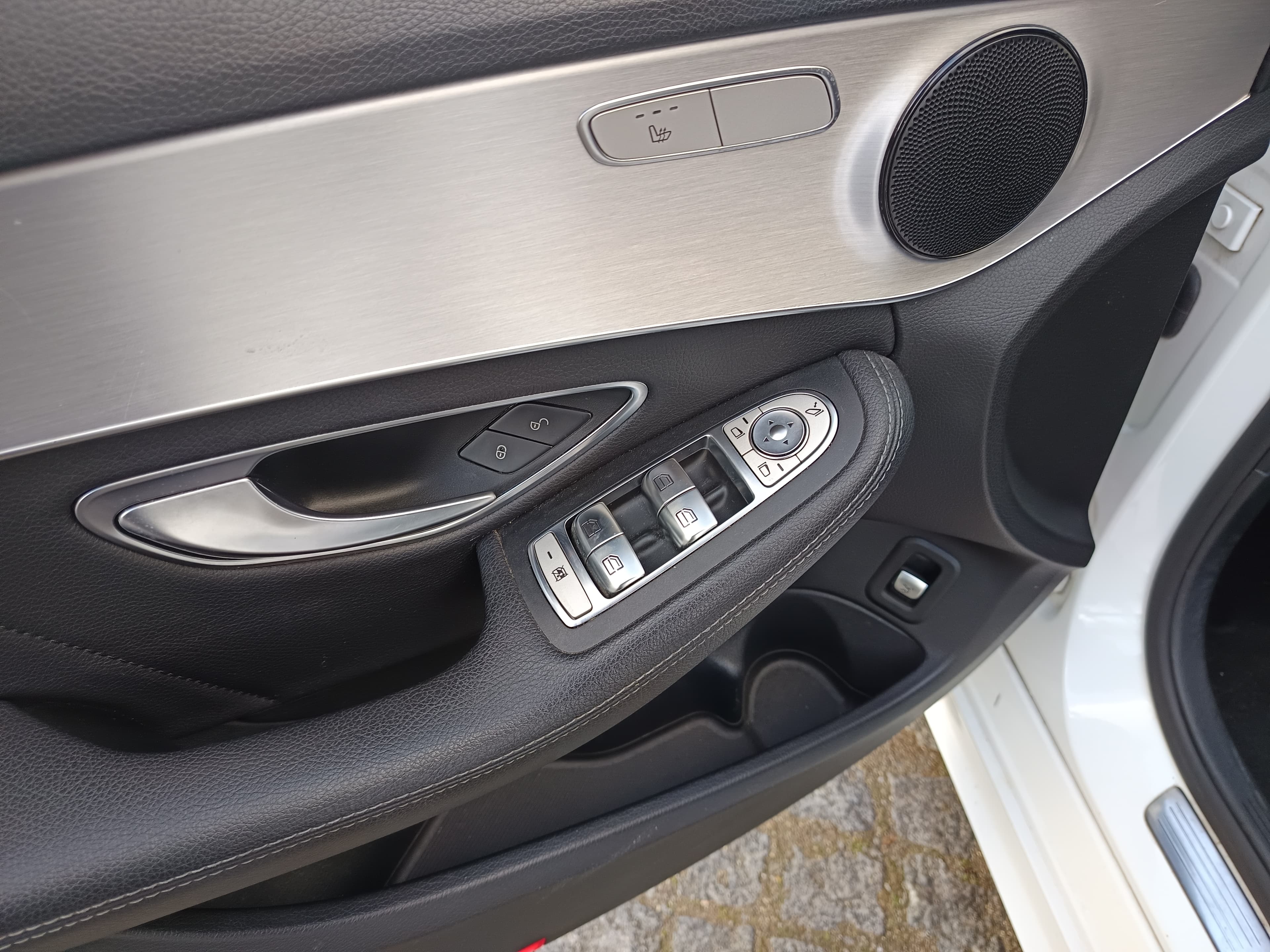 Mercedes-Benz C180D · Ano 2018 — imagen 30