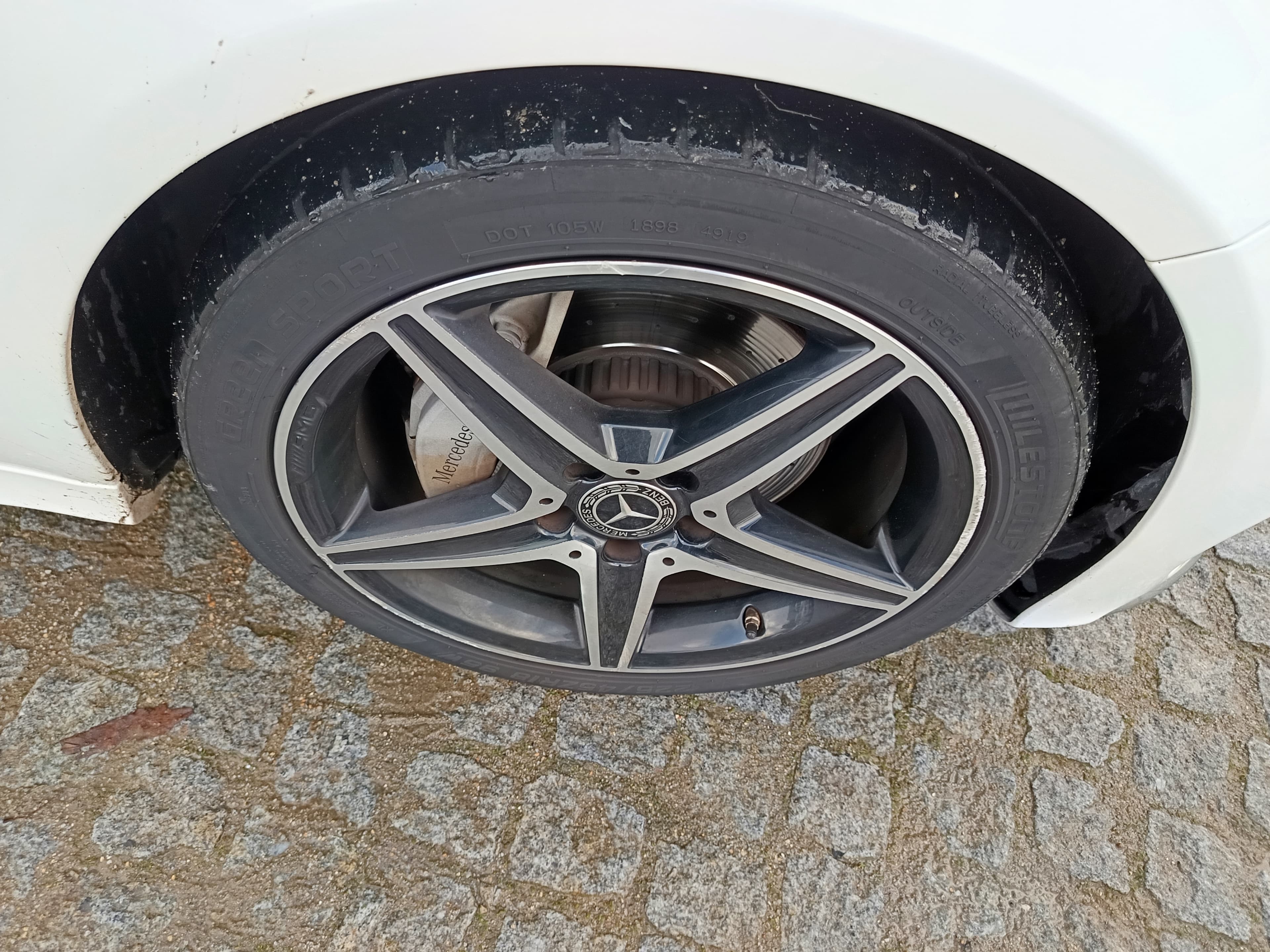 Mercedes-Benz C180D · Ano 2018 — imagen 13