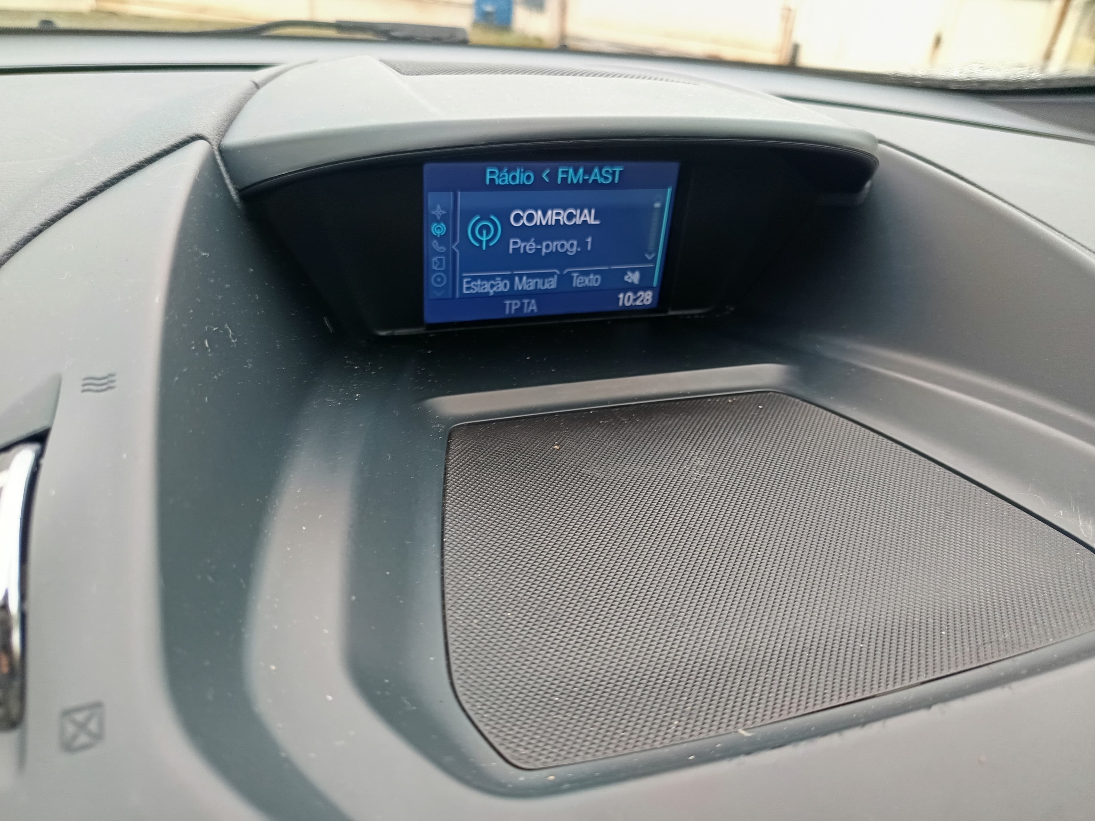 Ford Grand C-Max · Ano 2014 · 7 Lugares — image 32