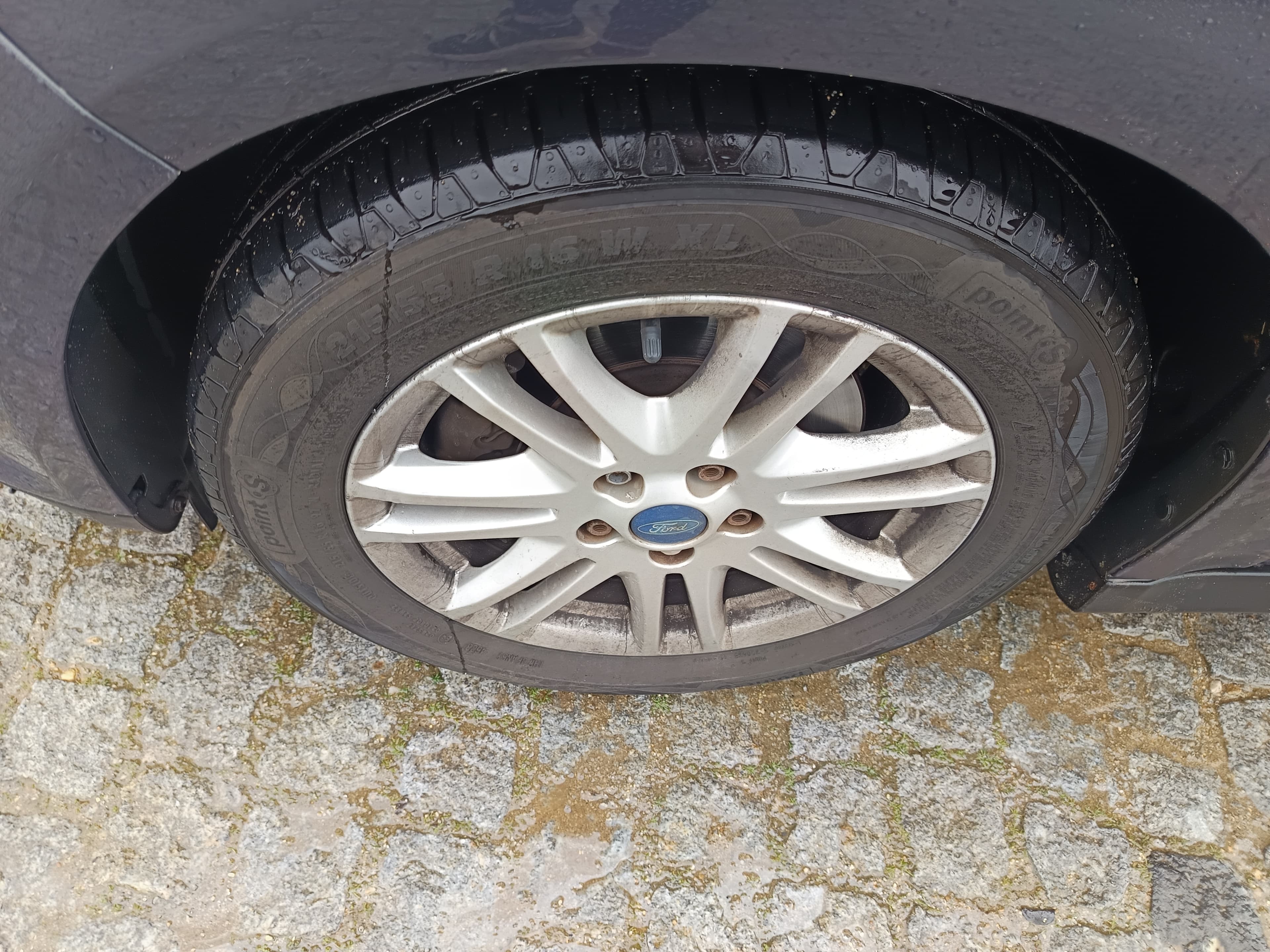 Ford Grand C-Max · Ano 2014 · 7 Lugares — image 12