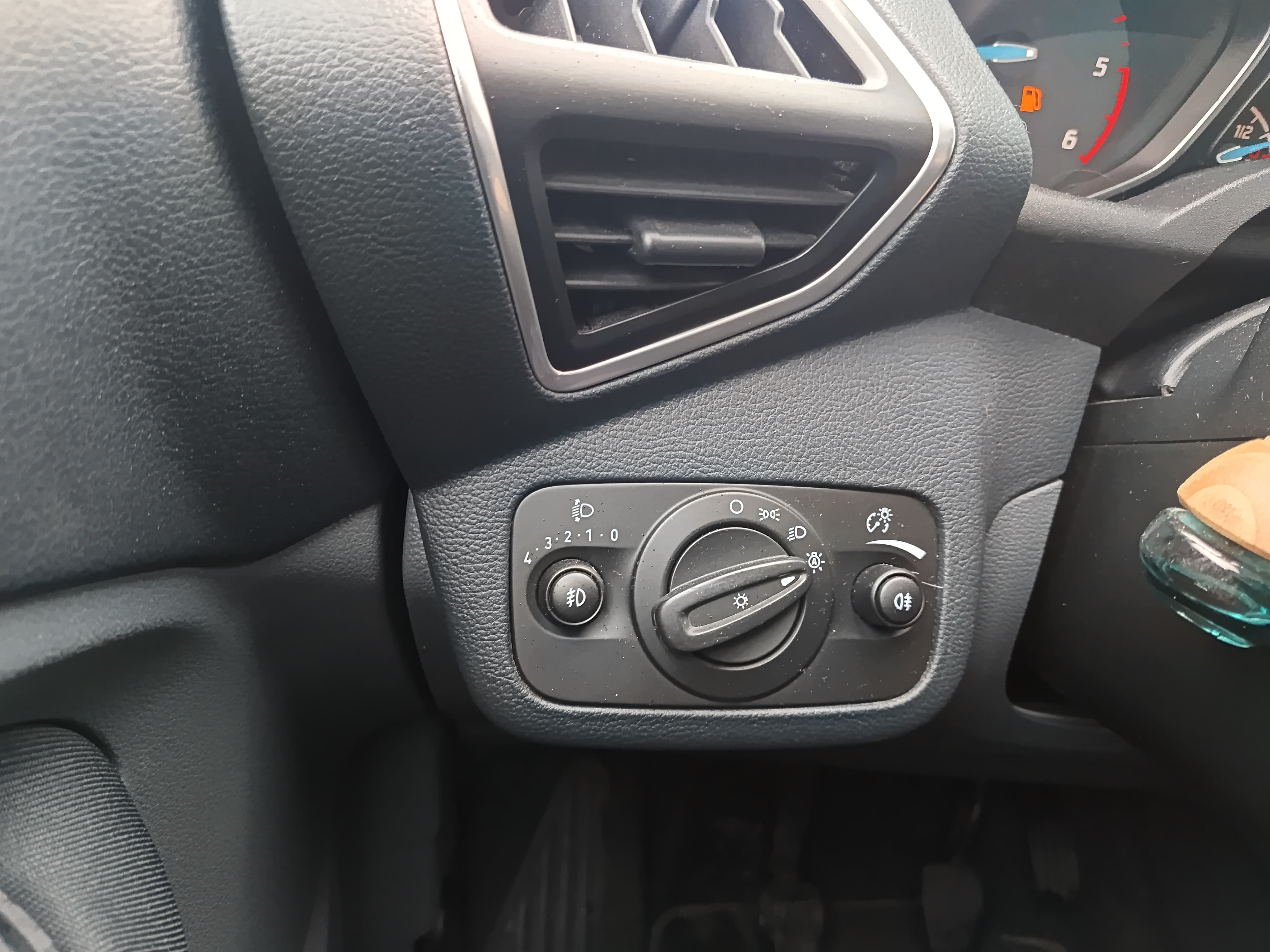 Ford Grand C-Max · Ano 2014 · 7 Lugares — image 40