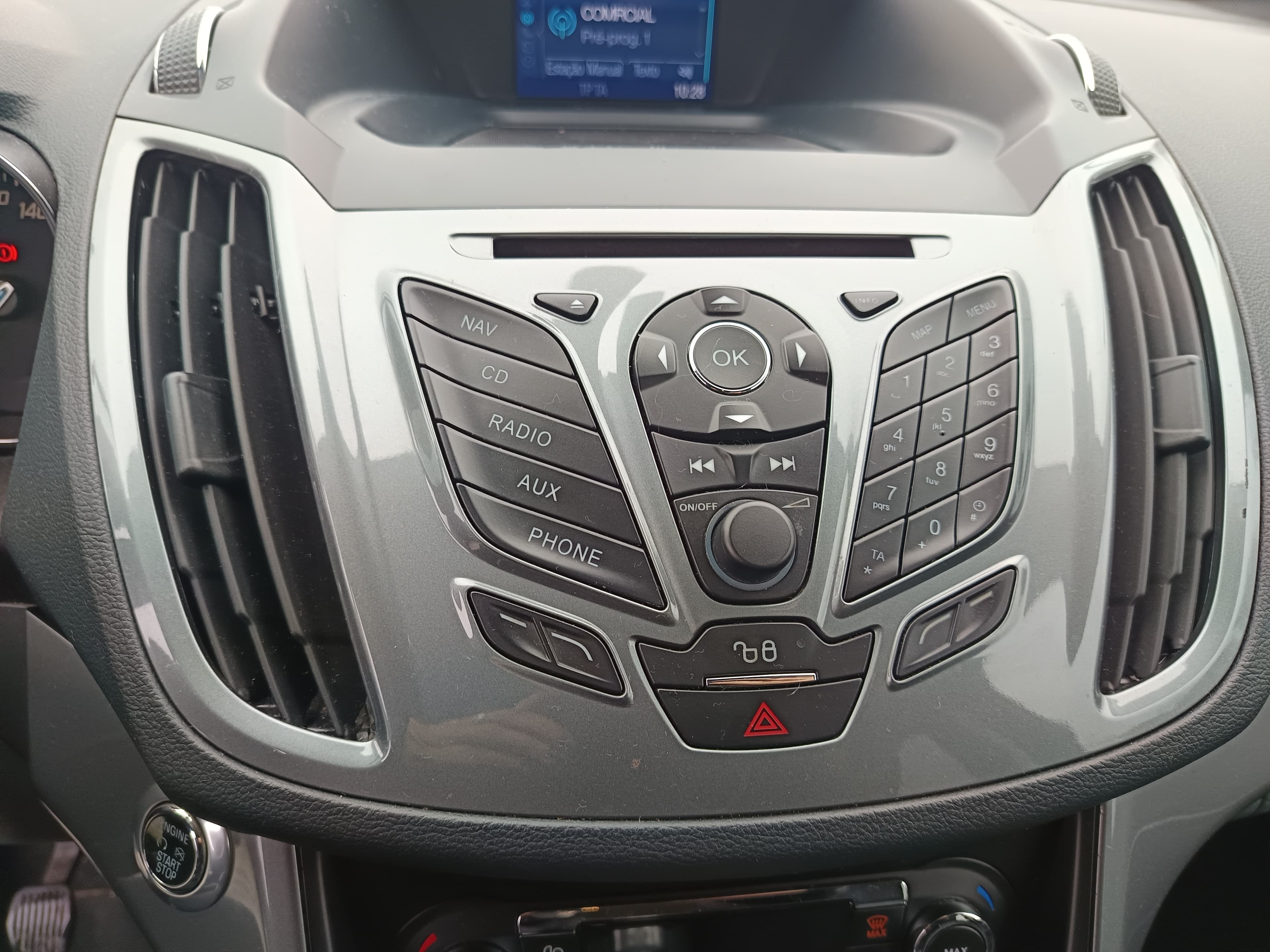Ford Grand C-Max · Ano 2014 · 7 Lugares — image 33
