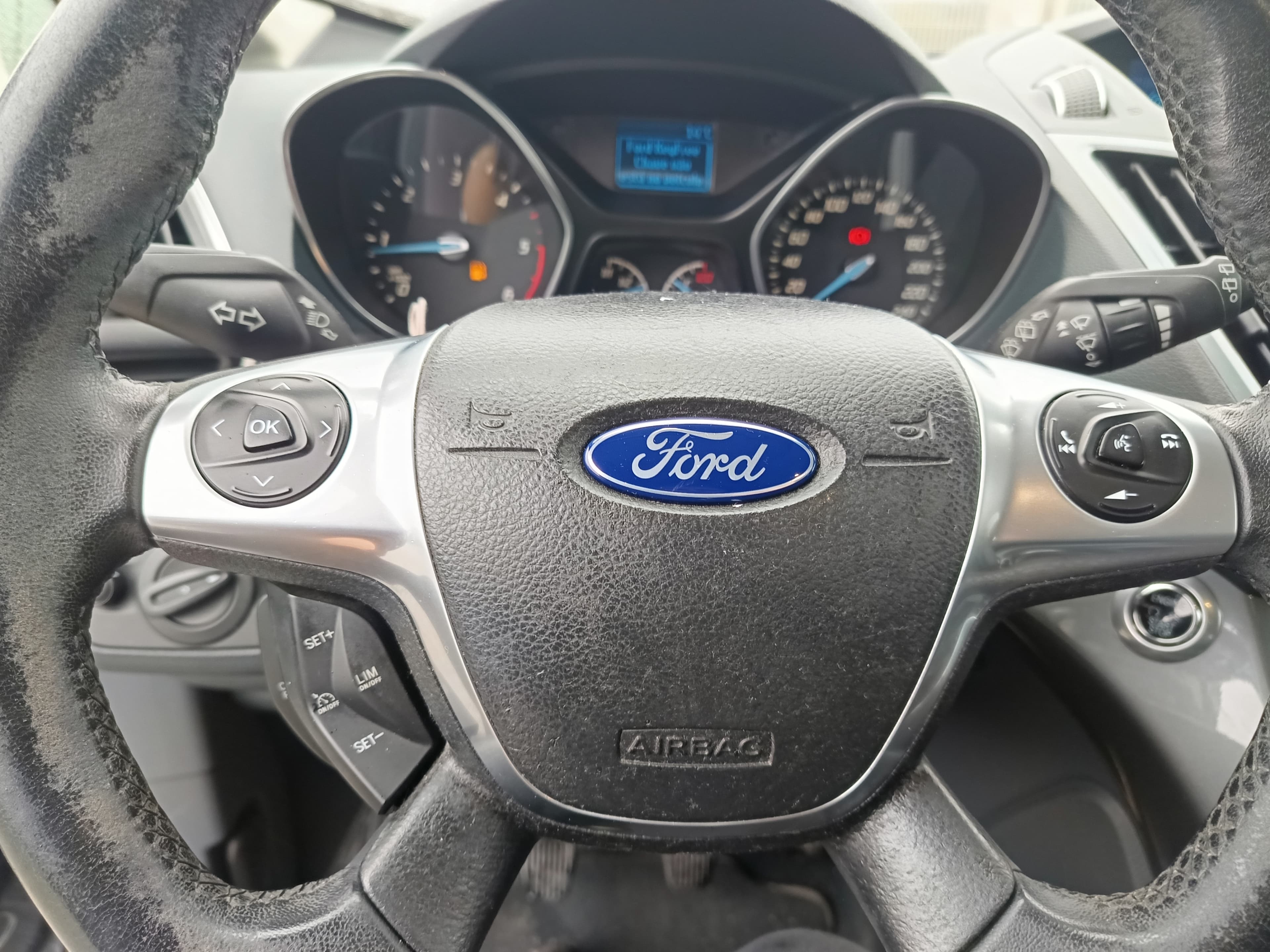 Ford Grand C-Max · Ano 2014 · 7 Lugares — image 36