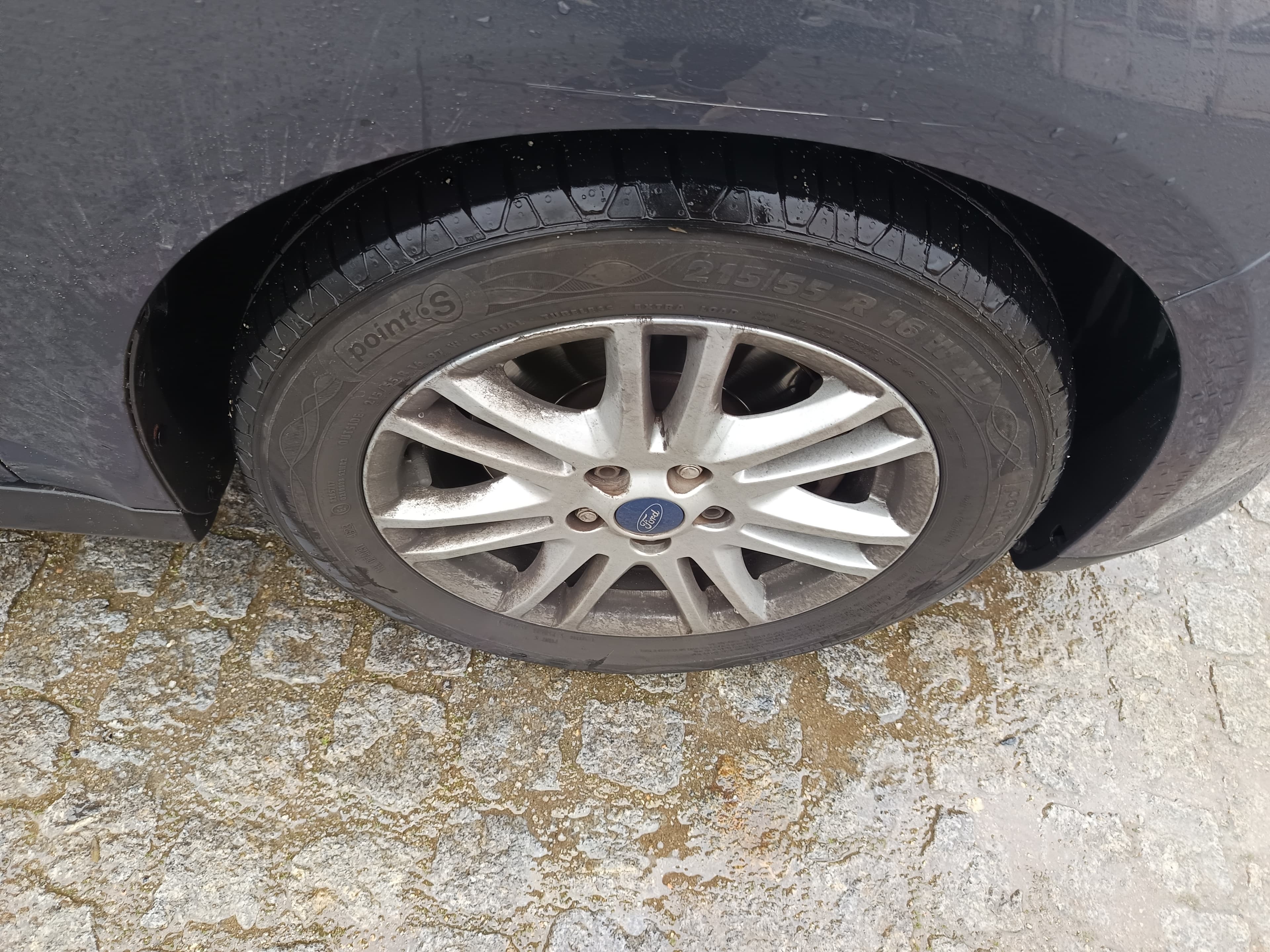 Ford Grand C-Max · Ano 2014 · 7 Lugares — image 9