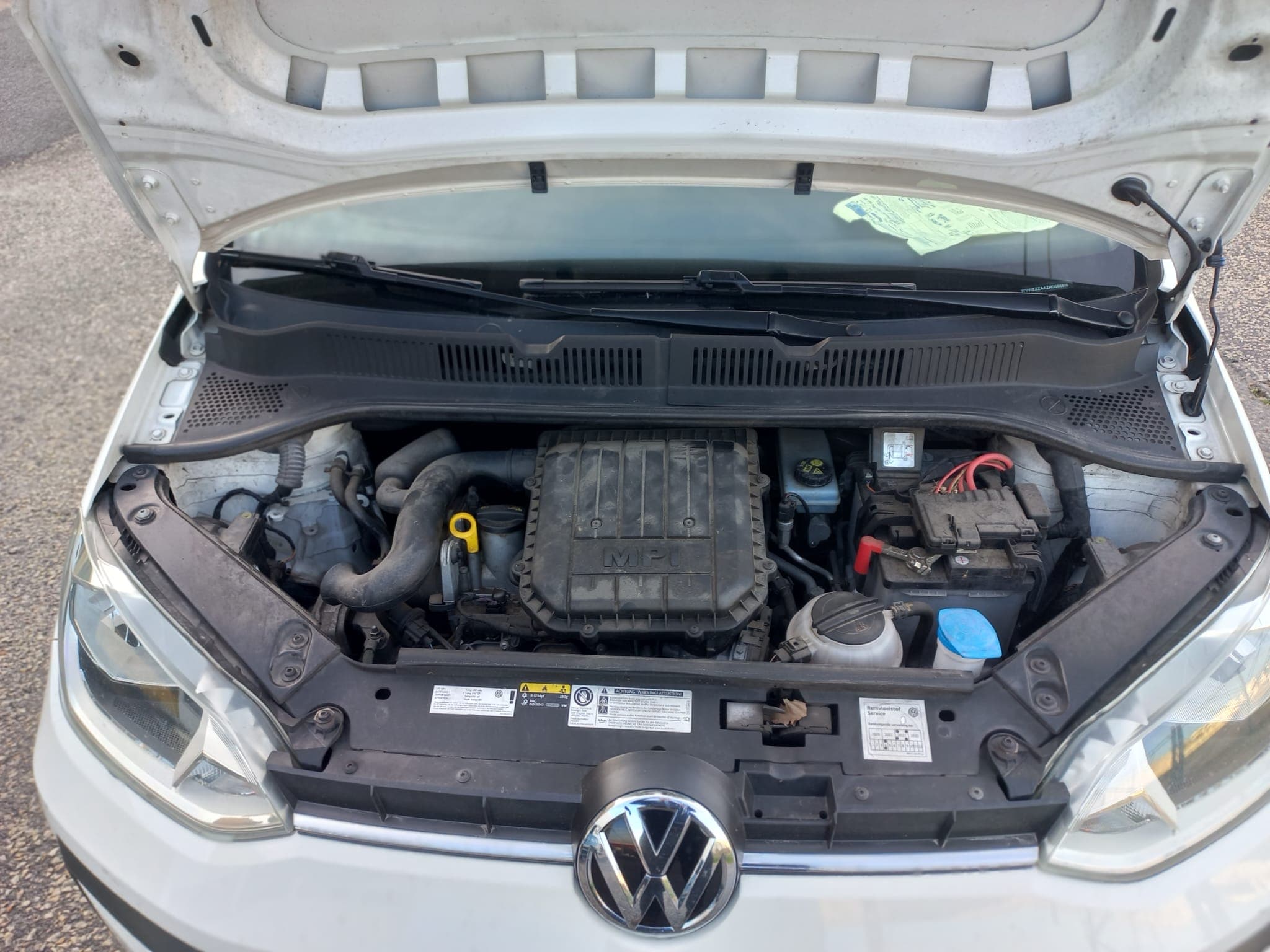 Volkswagen UP · Ano 2017 — image 11