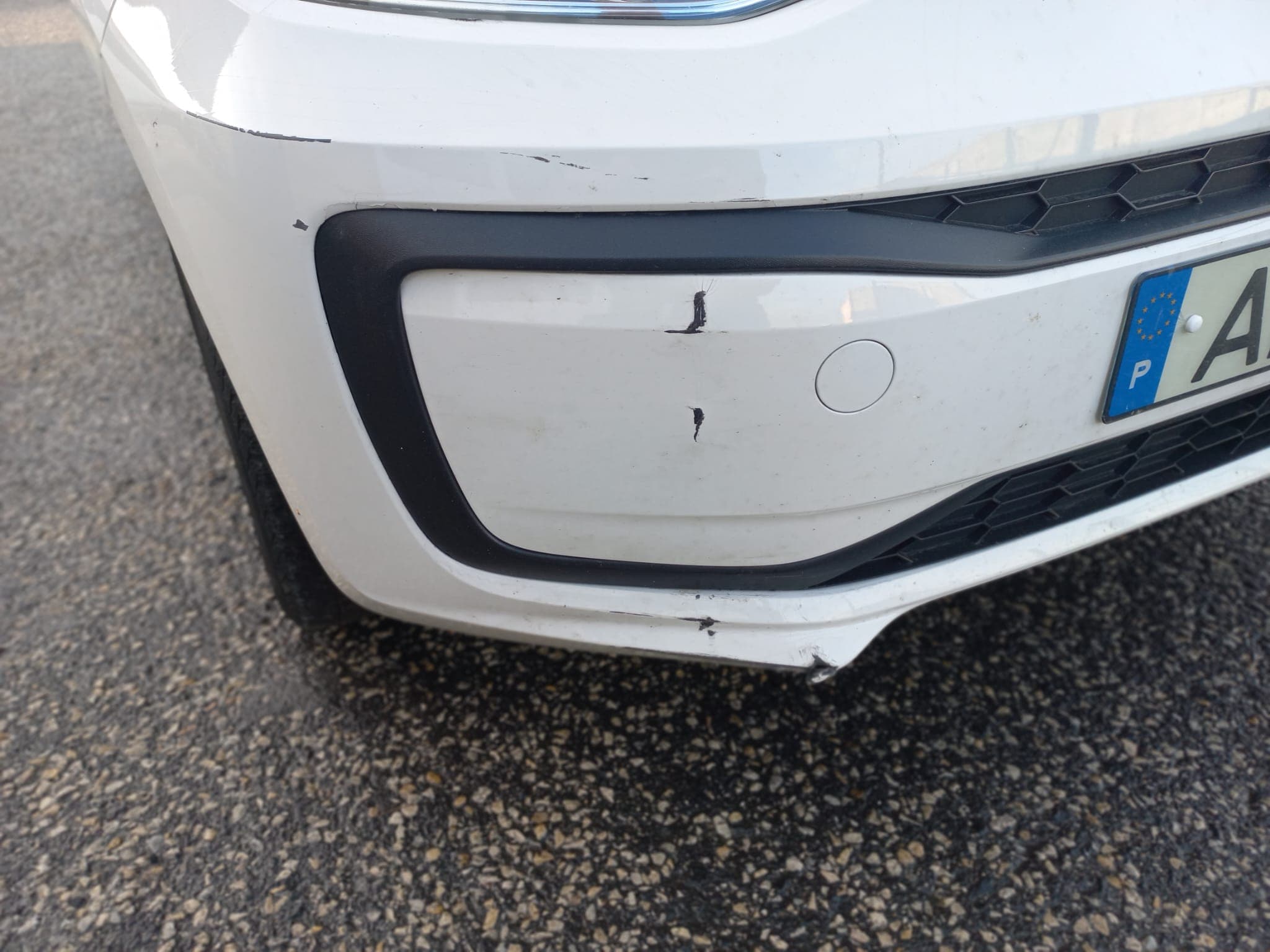 Volkswagen UP · Ano 2017 — image 16