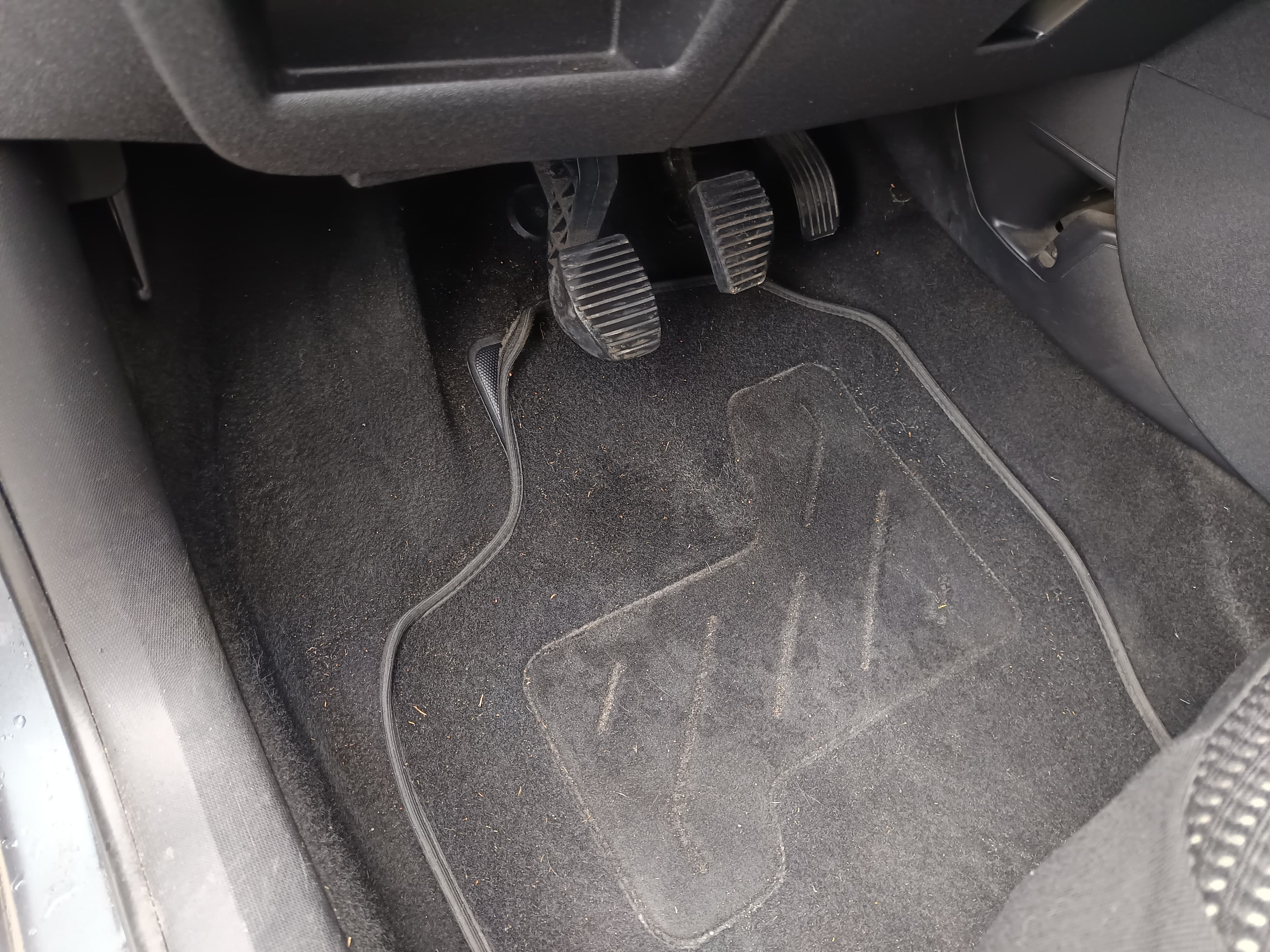 Citroën C4 · Ano 2008 — imagen 34