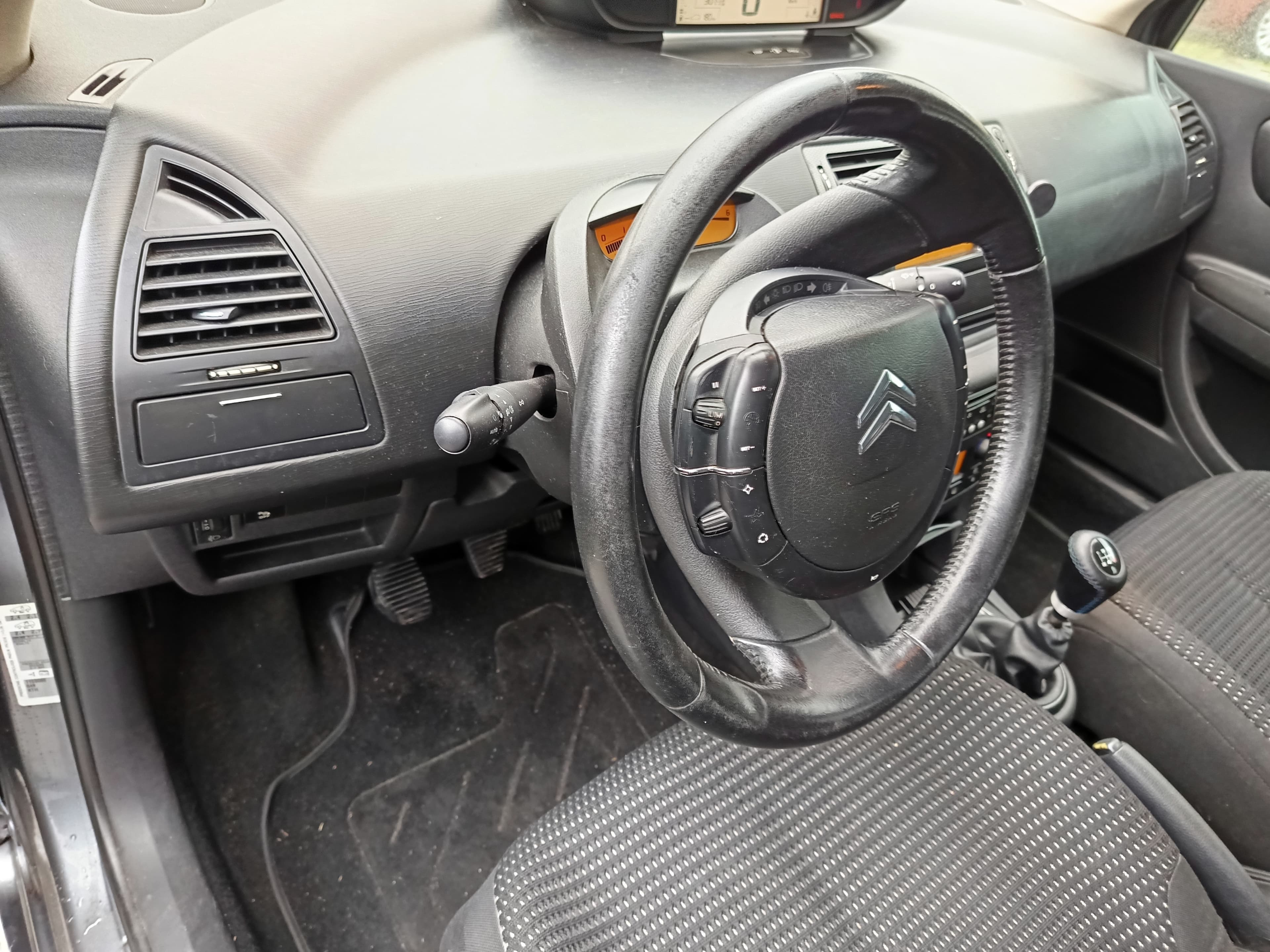 Citroën C4 · Ano 2008 — imagen 35