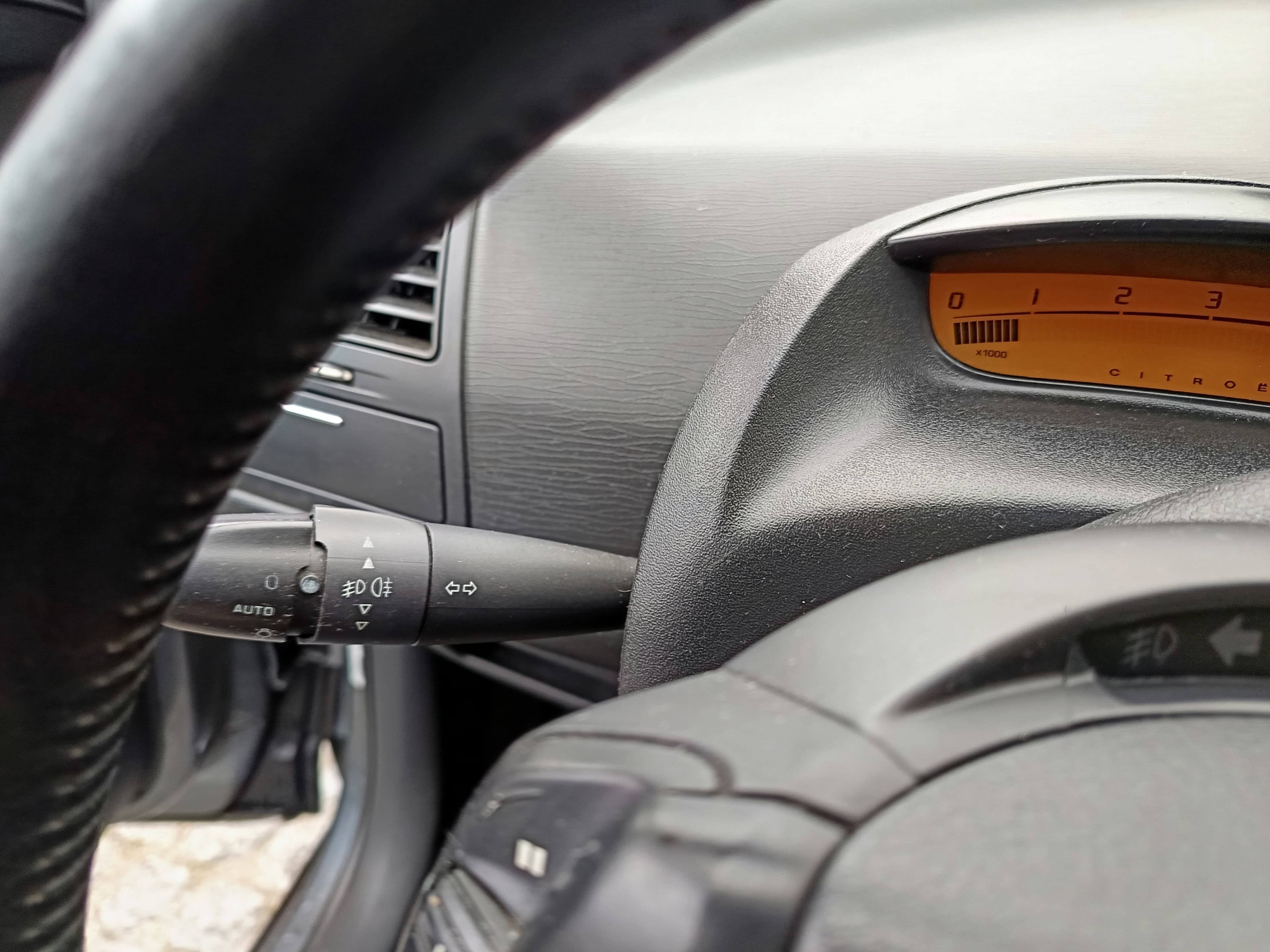 Citroën C4 · Ano 2008 — imagen 43